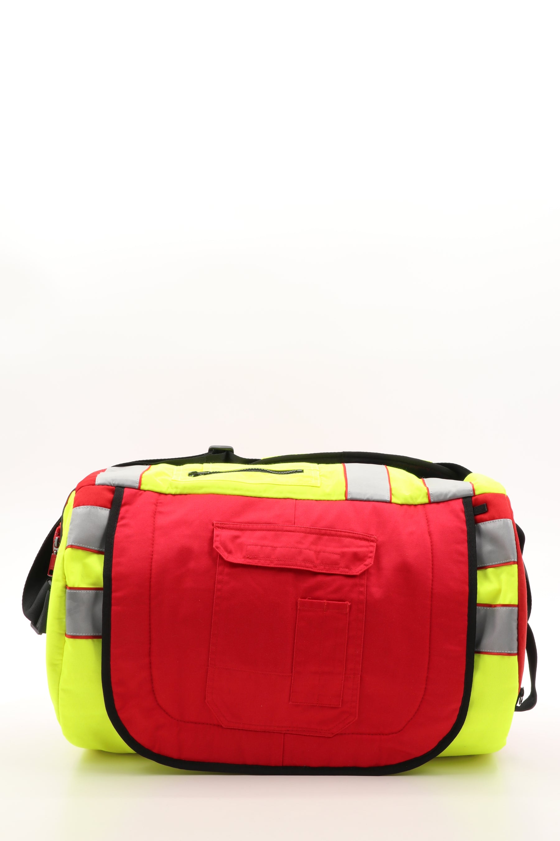 Duffel Bag gelb aus upgecycelter Rettungsdienstkleidung 52x20x31cm