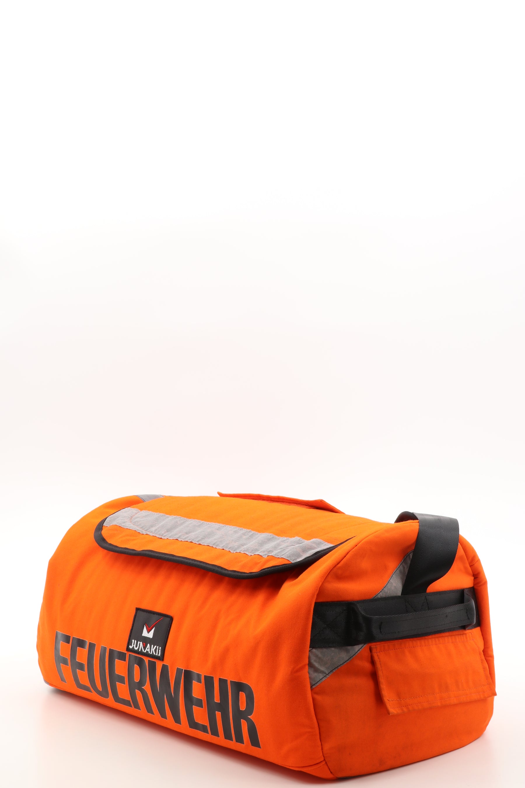 Duffel Bag orange aus upgecycelter Feuerwehrkleidung 52x20x31cm