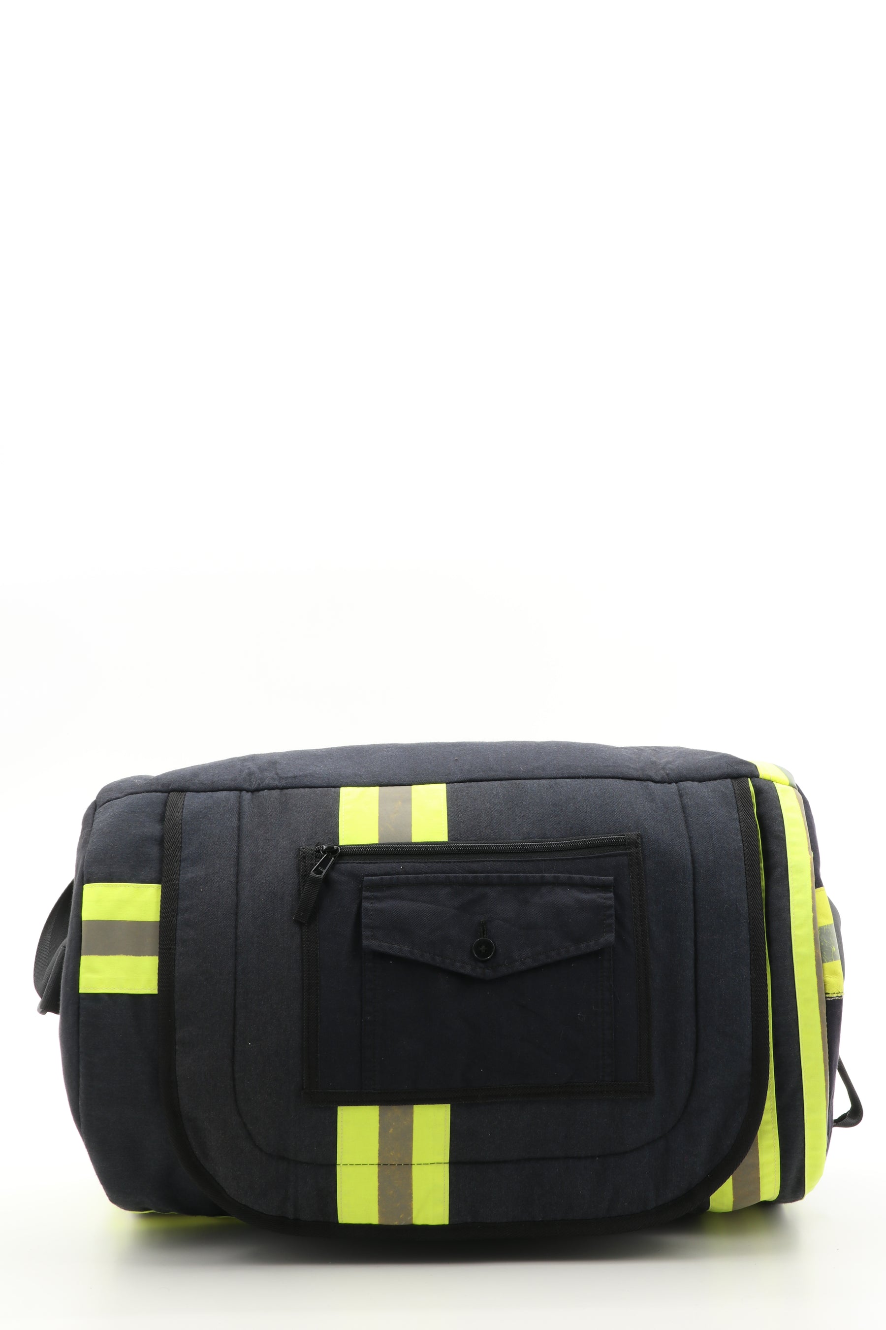 Duffel Bag schwarz gelb aus upgecycelter Feuerwehrkleidung 52x20x31cm