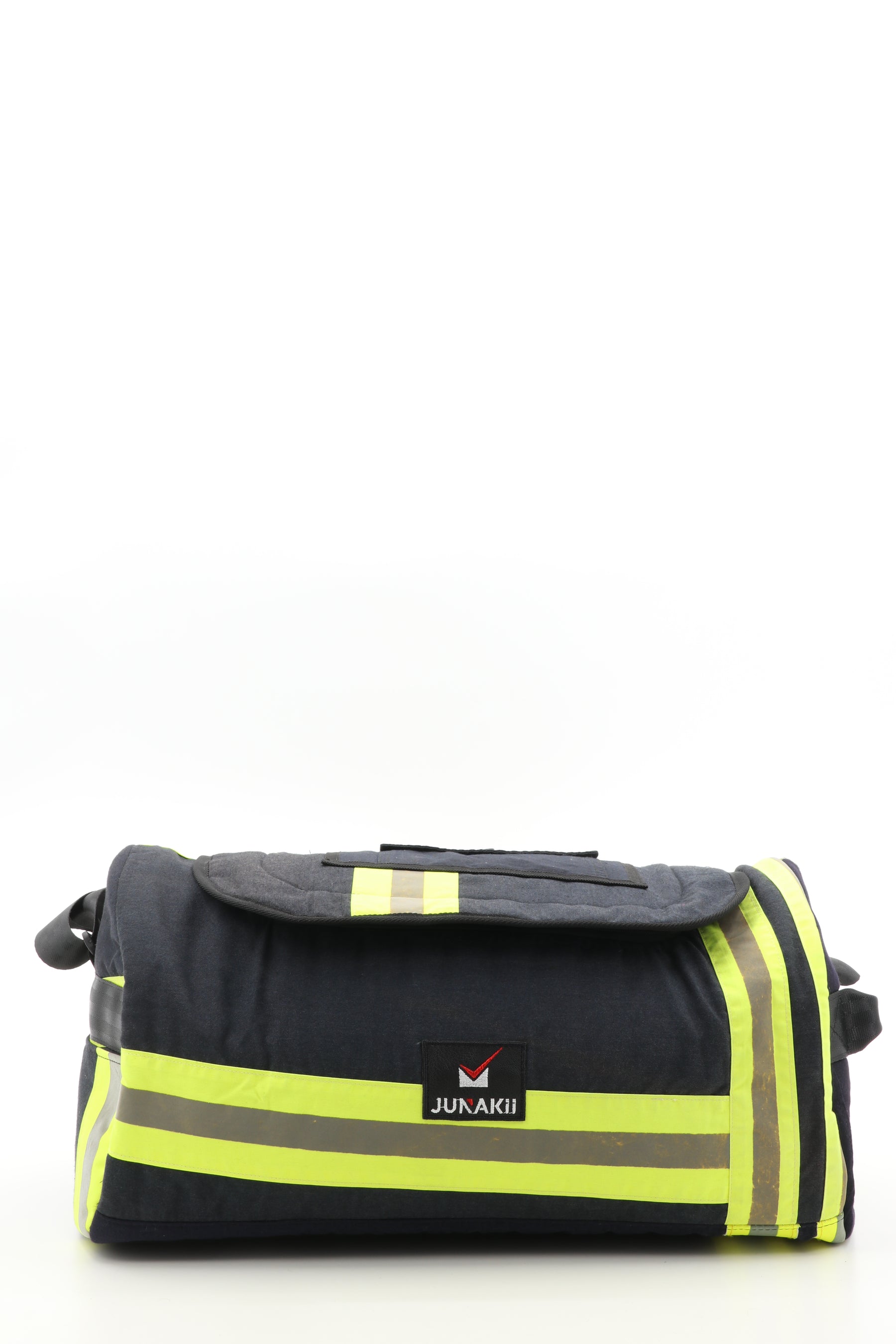 Duffel Bag schwarz gelb aus upgecycelter Feuerwehrkleidung 52x20x31cm