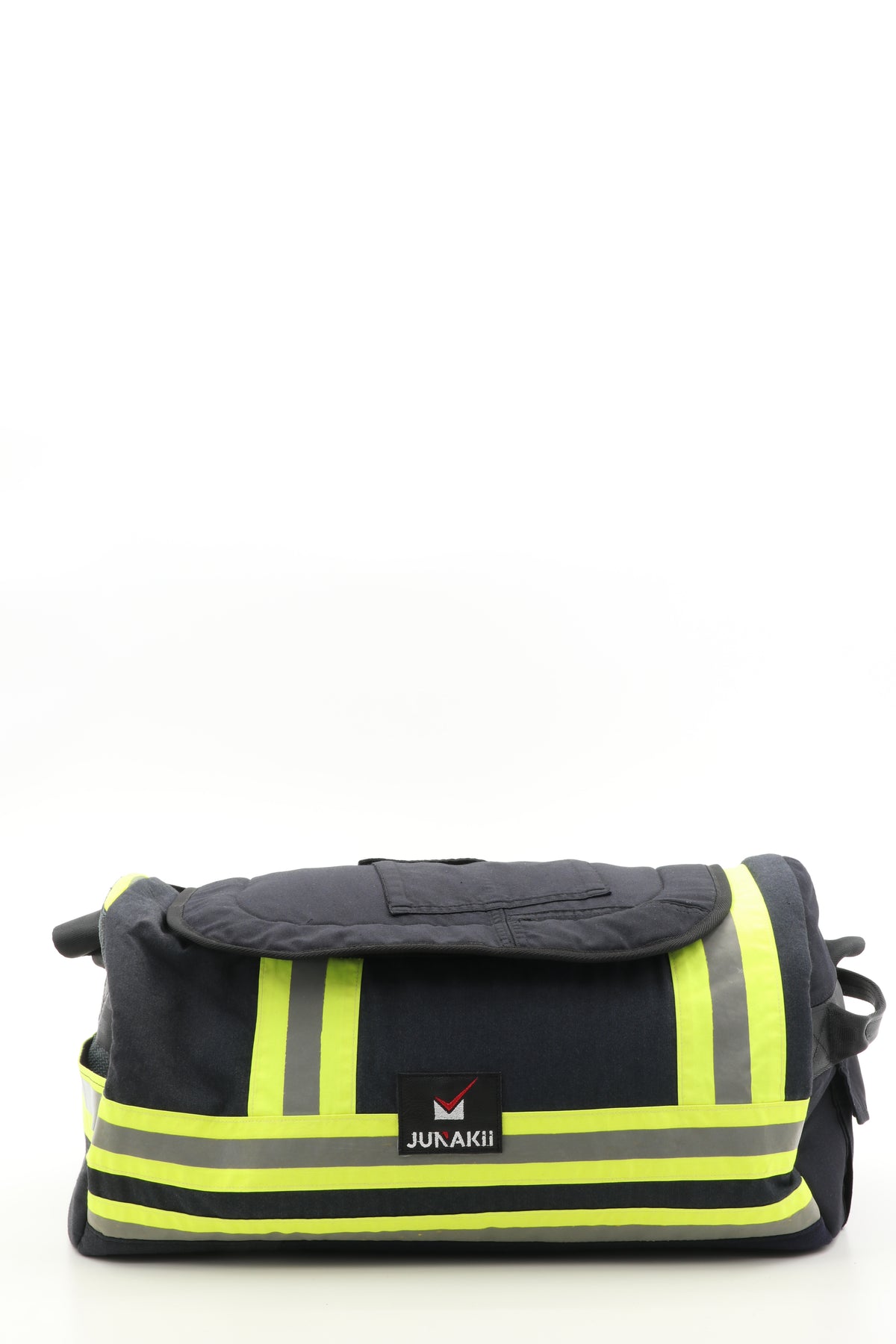 Duffel Bag schwarz gelb aus upgecycelter Feuerwehrkleidung 52x20x31cm