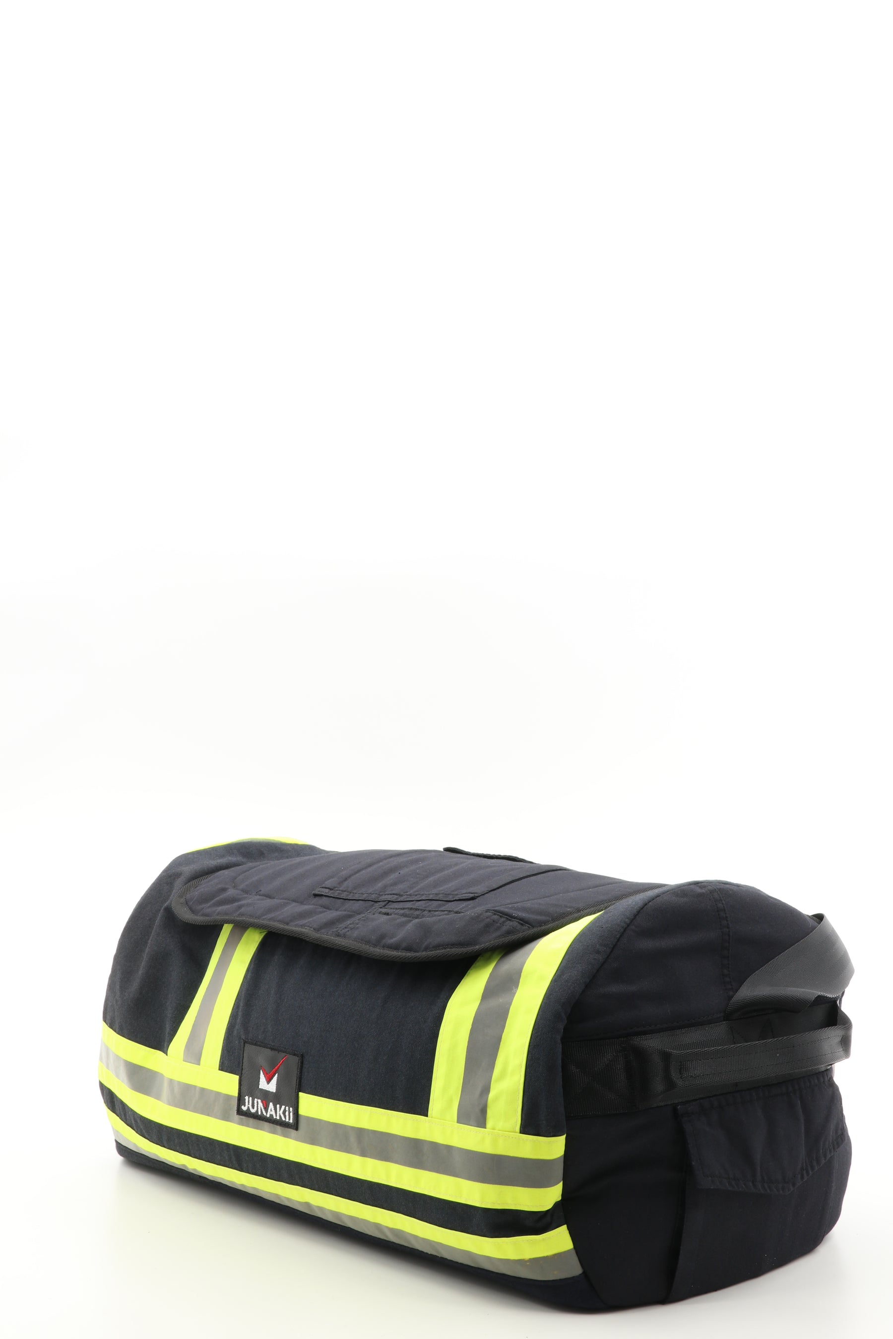 Duffel Bag schwarz gelb aus upgecycelter Feuerwehrkleidung 52x20x31cm