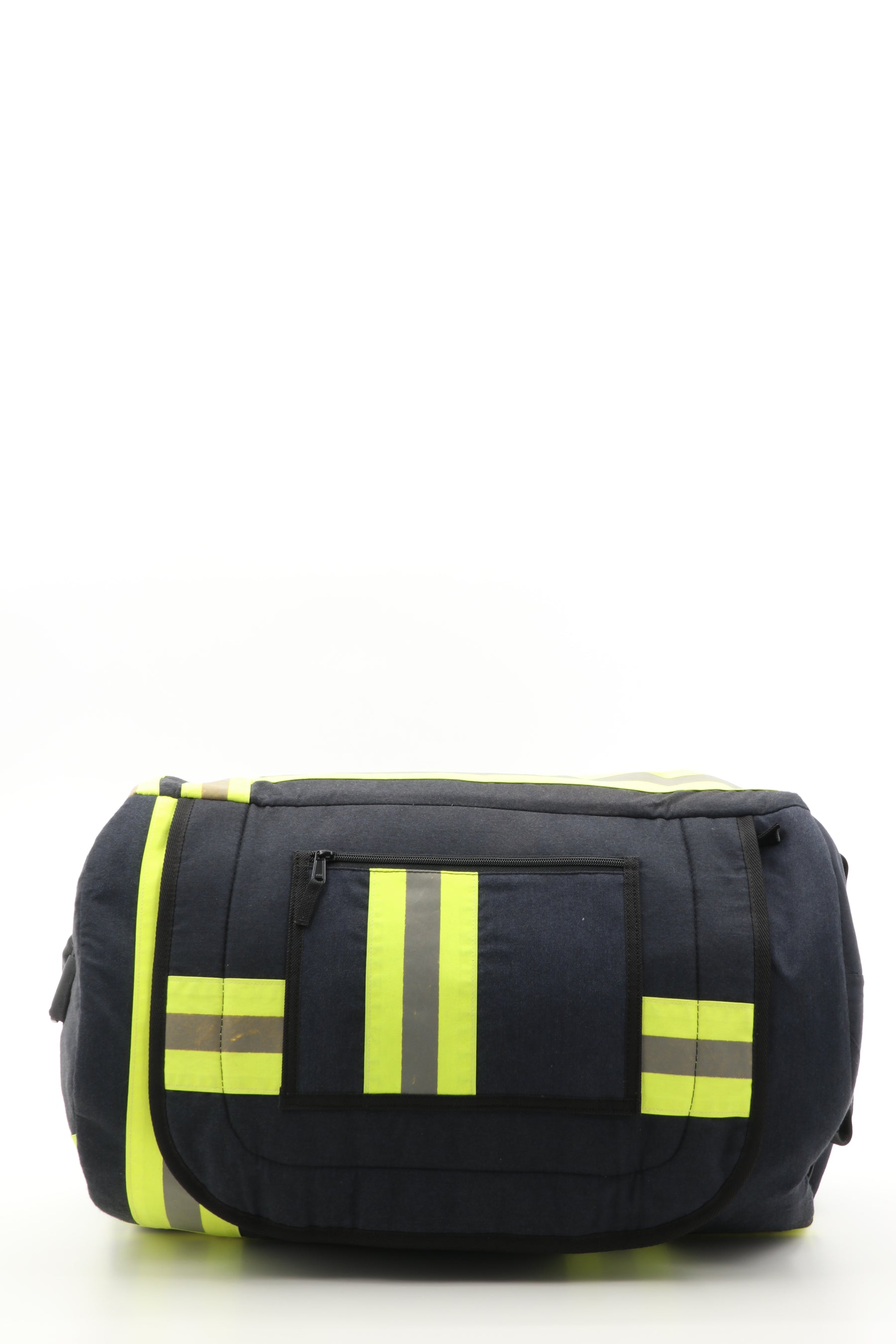 Duffel Bag schwarz gelb aus upgecycelter Feuerwehrkleidung 52x20x31cm