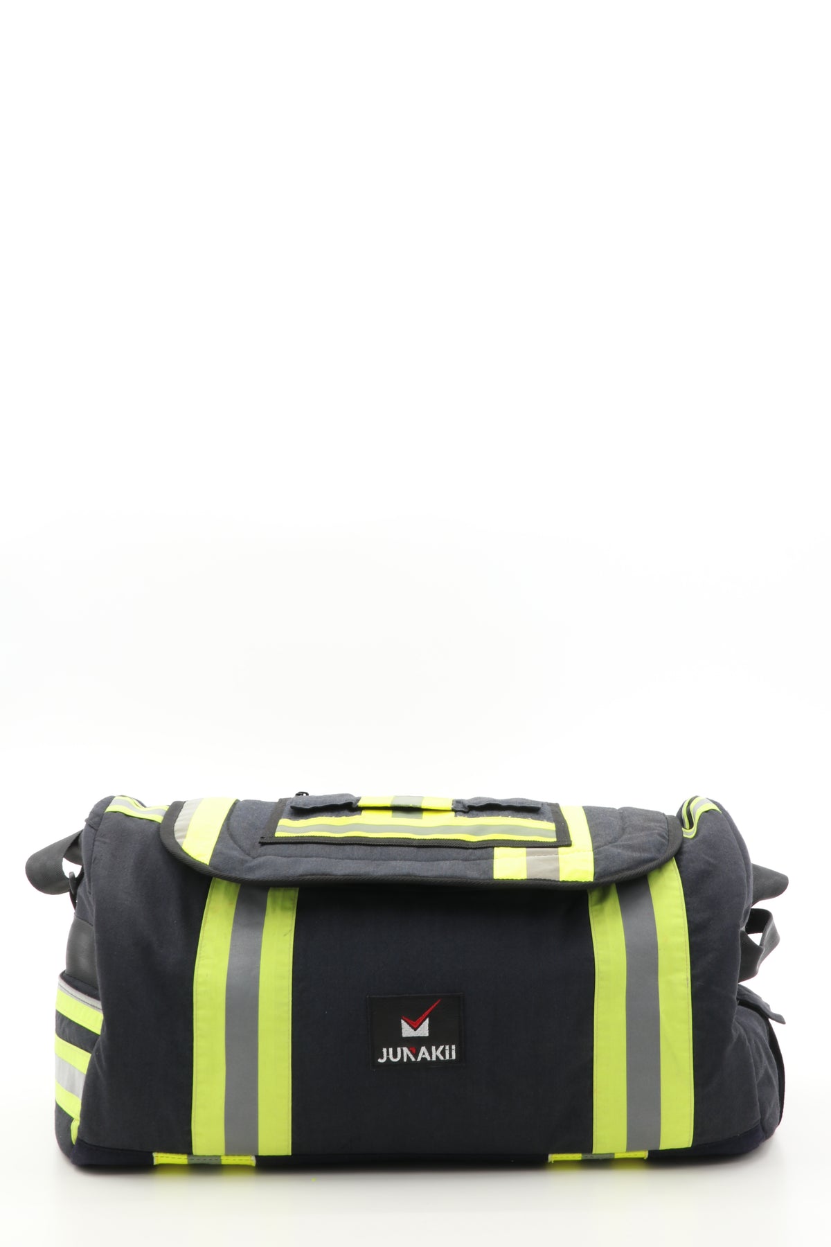Duffel Bag schwarz gelb aus upgecycelter Feuerwehrkleidung 52x20x31cm