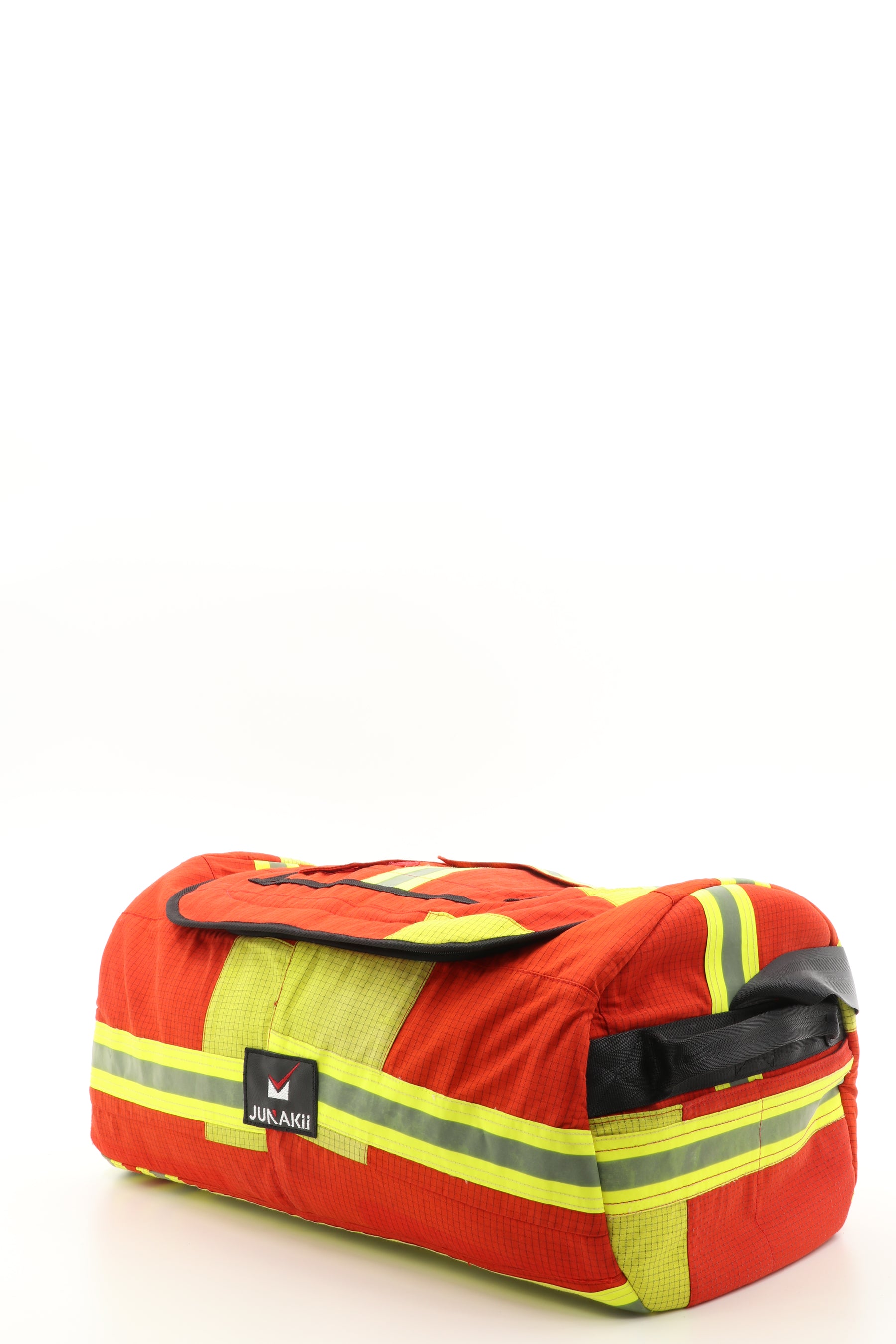 Duffel Bag rot aus upgecycelter Feuerwehrkleidung 52x20x31cm