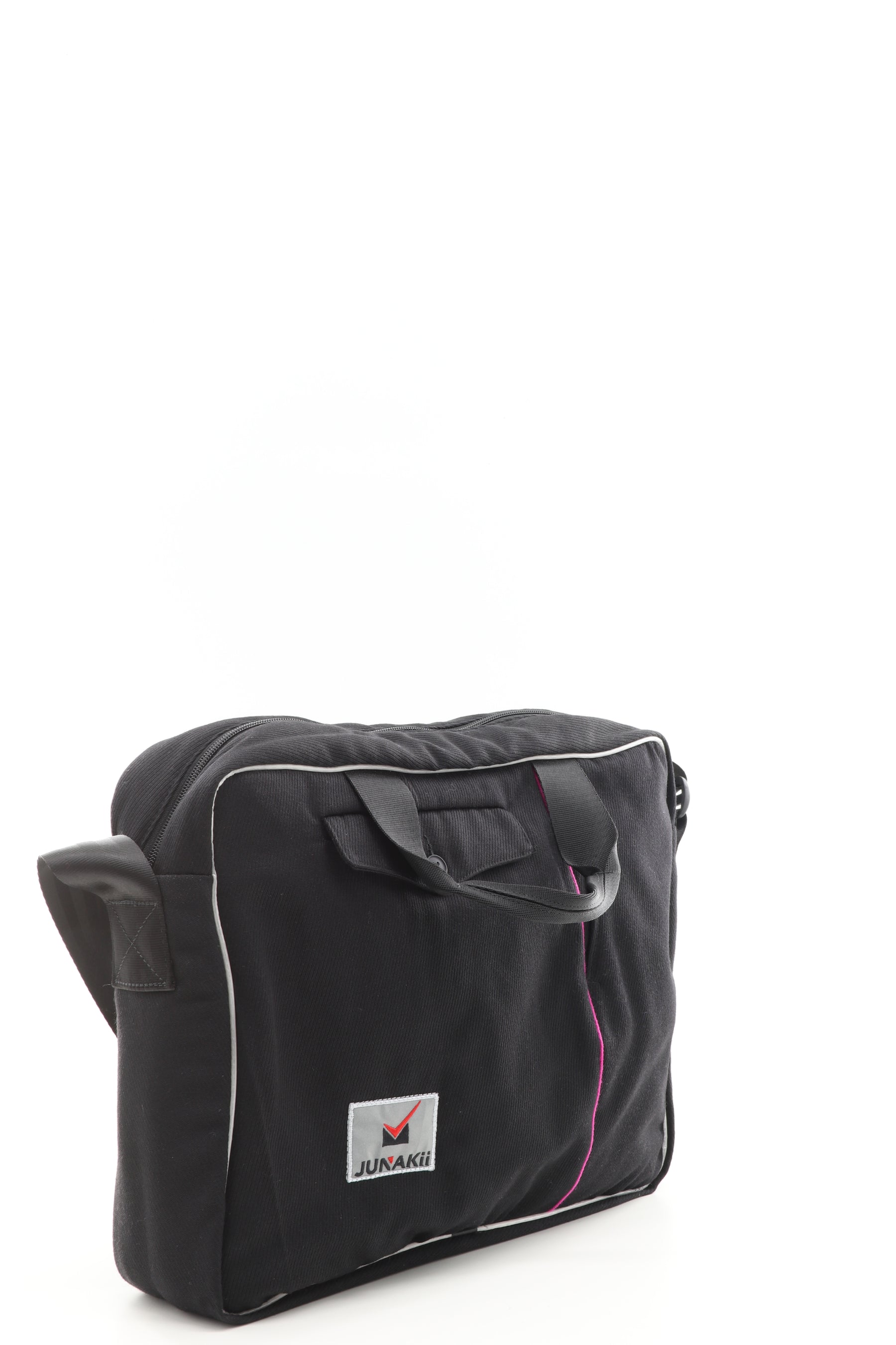 Laptoptasche schwarz aus upgecyceltem Feuerwehrausgehanzug 39x30x10cm