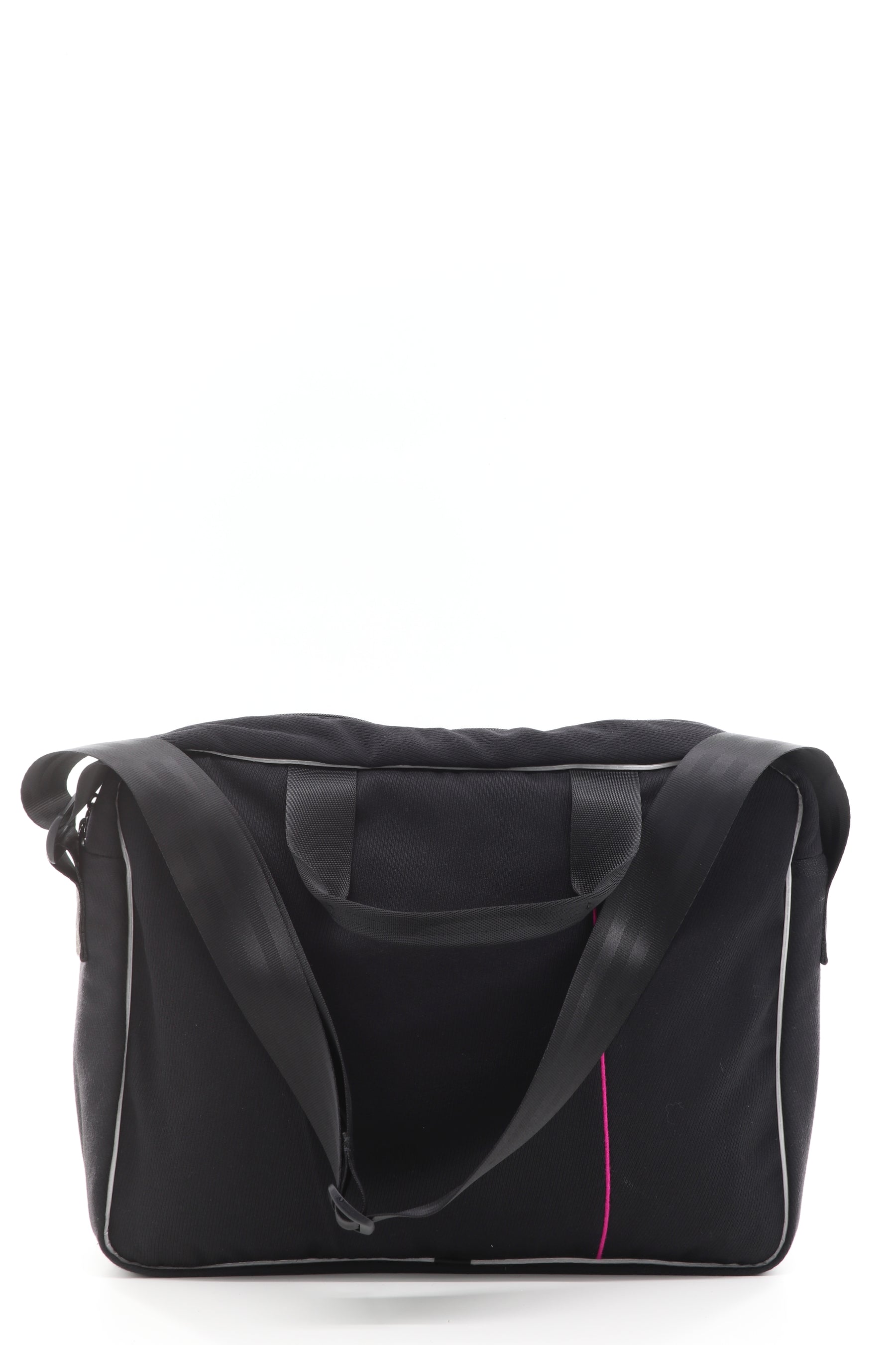 Laptoptasche schwarz aus upgecyceltem Feuerwehrausgehanzug 39x30x10cm