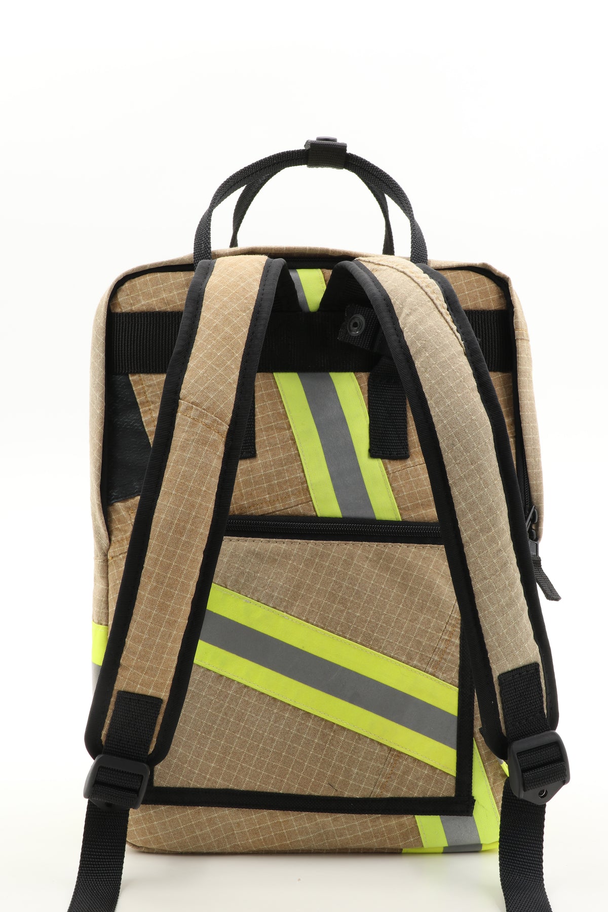 Laptop Rucksack beige aus upgecycelter Feuerwehrkleidung 38x27x13cm