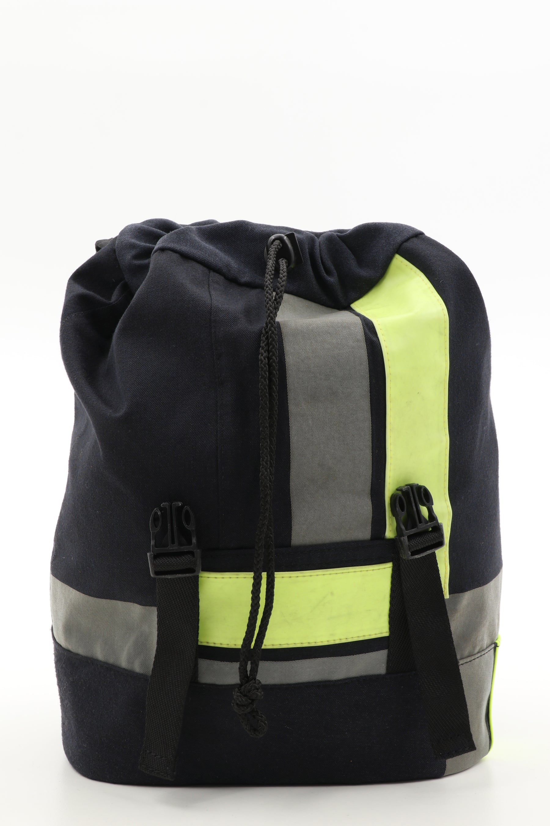 Mini Rucksack Klassik schwarz gelb aus upgecycelter Feuerwehrkleidung 23x32x10cm