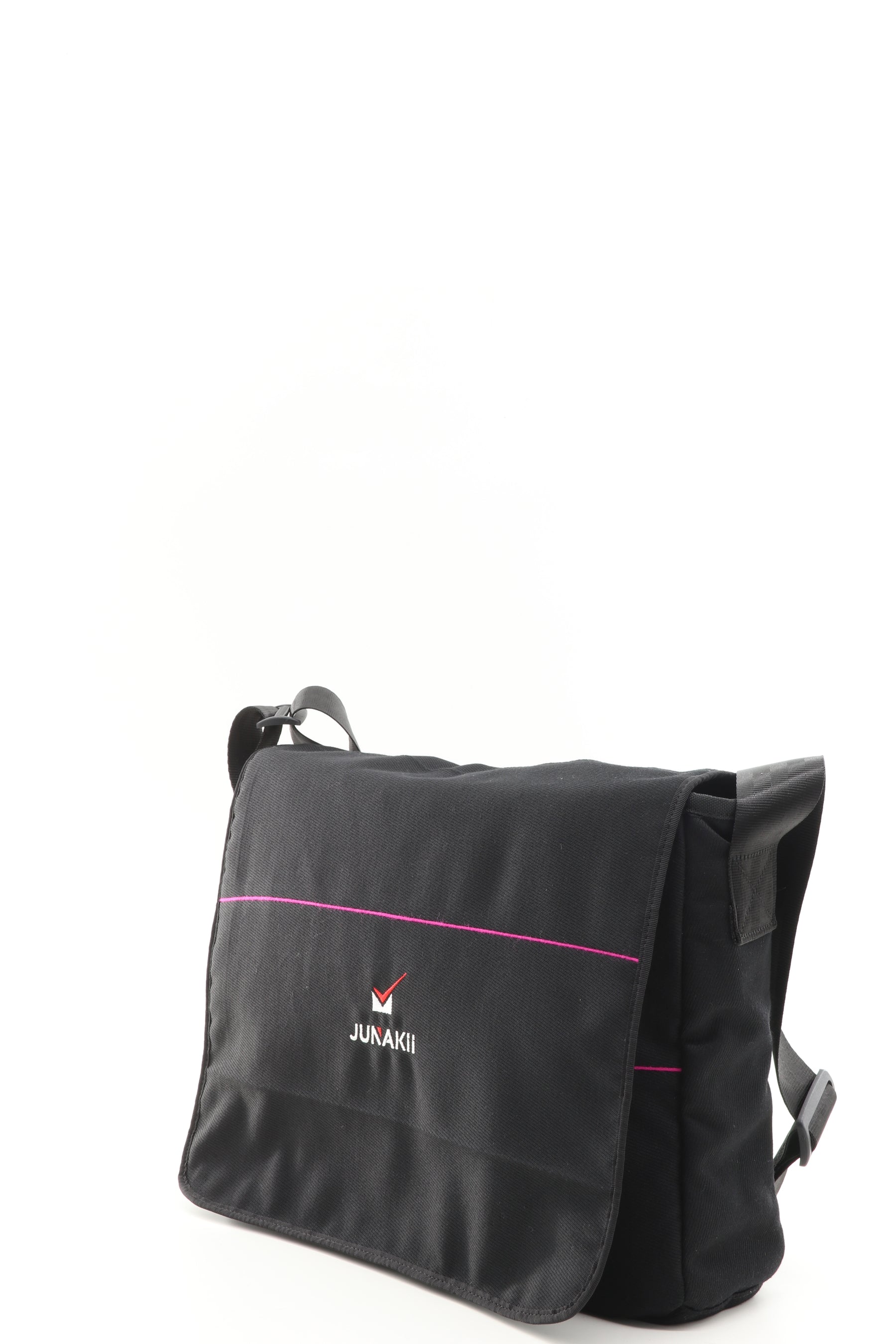 Messenger Tasche schwarz aus upgecyceltem Feuerwehrausgehanzug 38x29x8,5cm