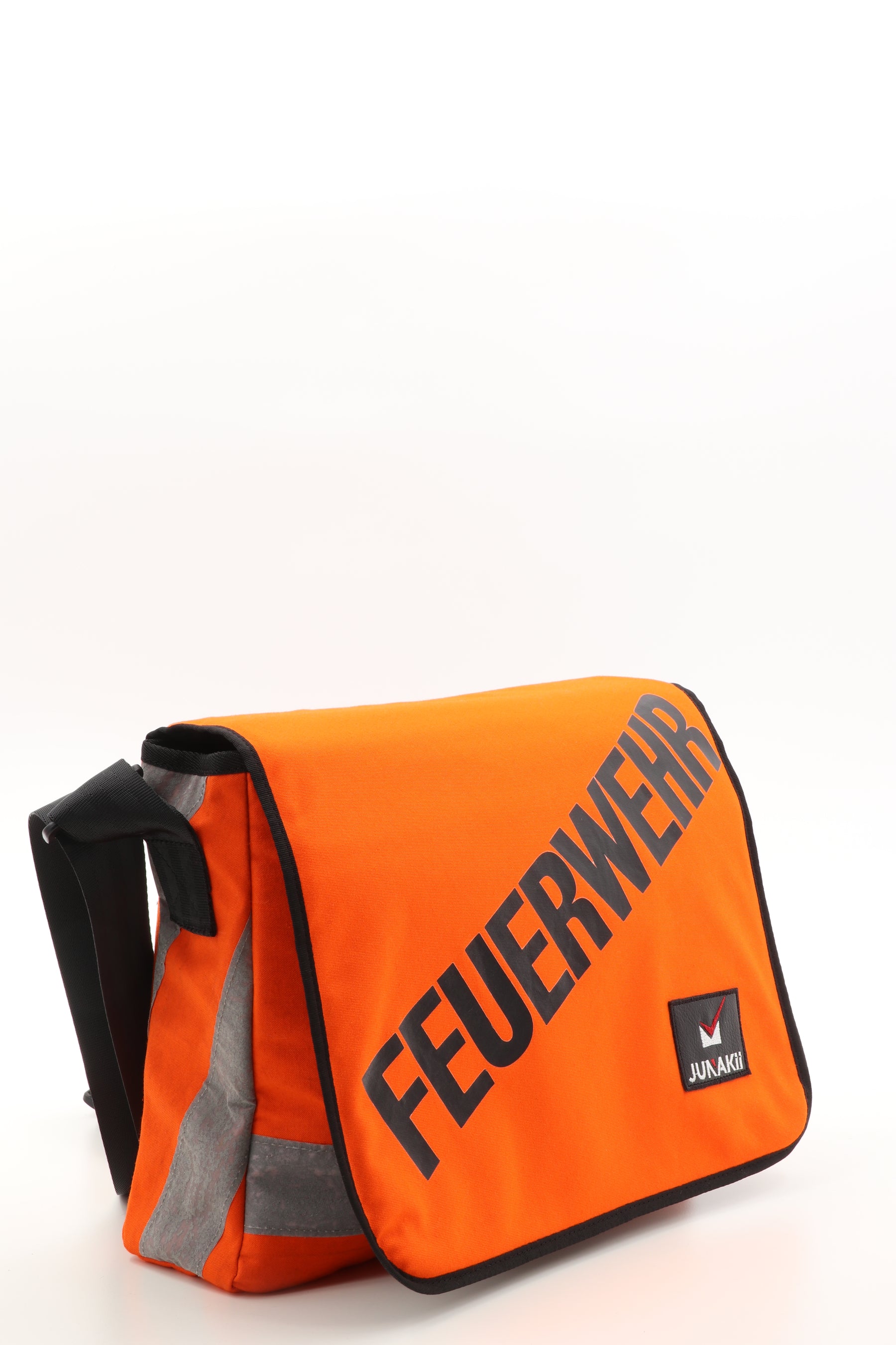 Messenger Tasche orange aus upgecycelter Feuerwehrkleidung 38x29x8,5cm