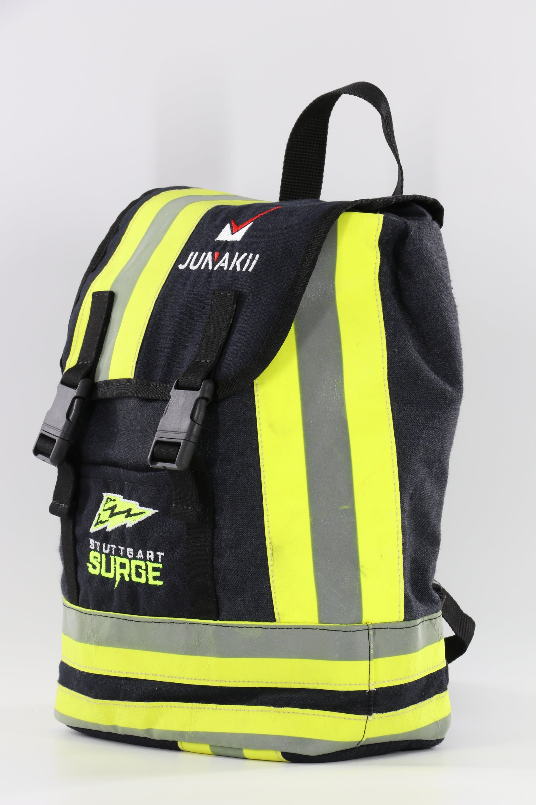 Mini Rucksack Klassik schwarz gelb aus upgecycelter Feuerwehrkleidung 23x32x10cm