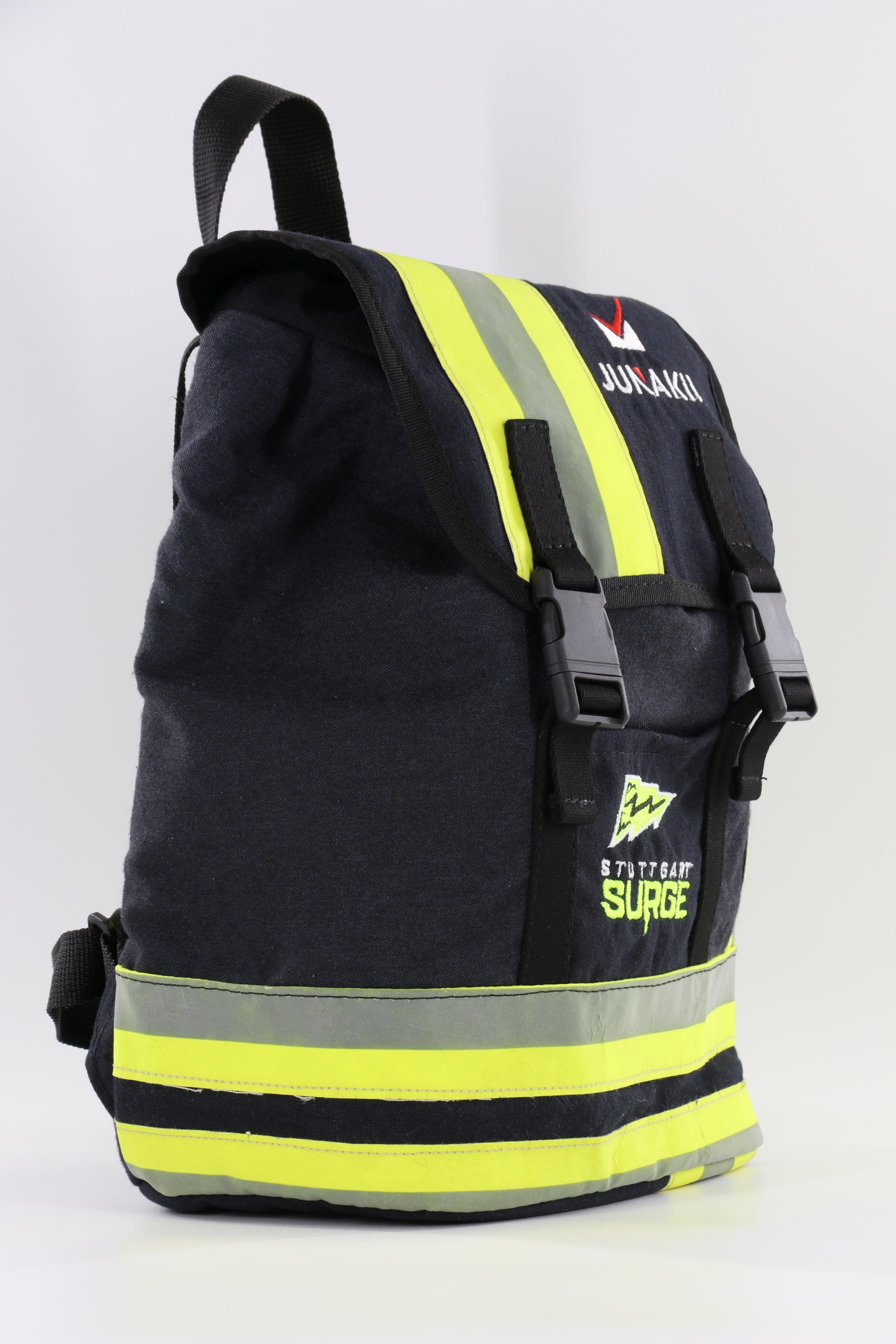 Mini Rucksack Klassik schwarz gelb aus upgecycelter Feuerwehrkleidung 23x32x10cm