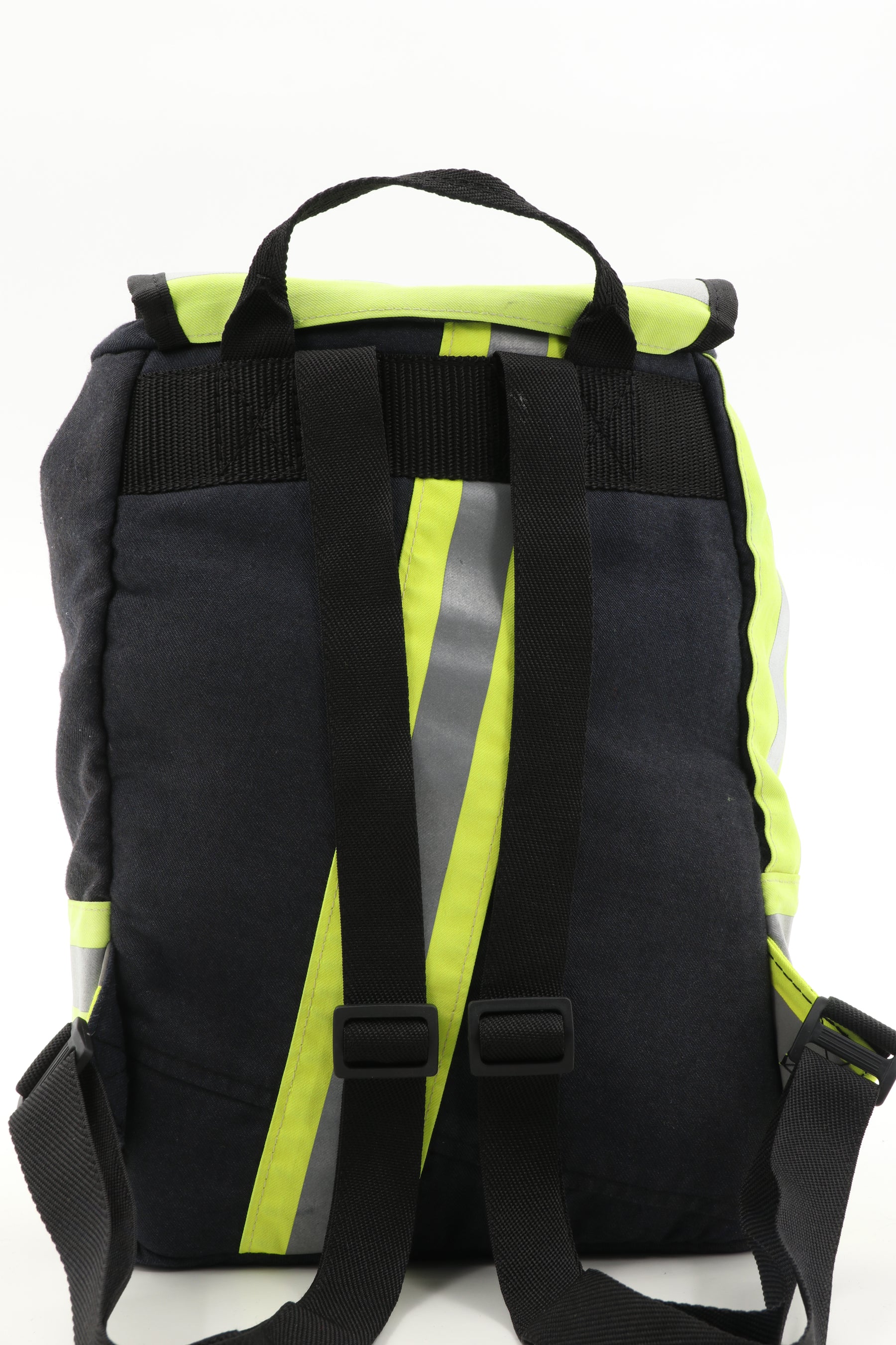 Mini Rucksack Klassik schwarz gelb aus upgecycelter Feuerwehrkleidung 23x32x10cm