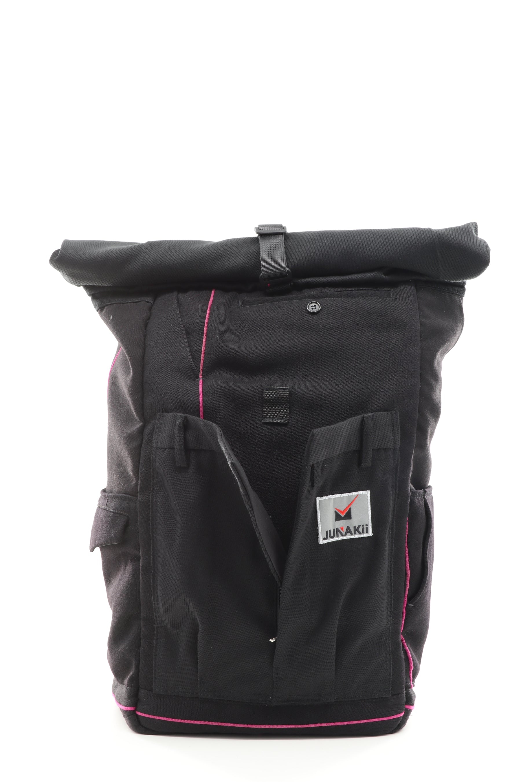 Rolltop Rucksack schwarz aus upgecyceltem Feuerwehrausgehanzug 63x27x17cm