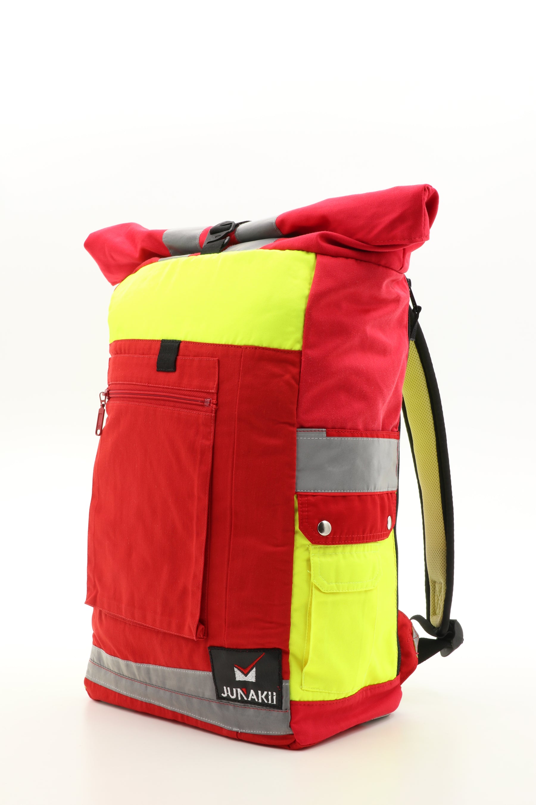 Rolltop Rucksack rot aus upgecycelter Rettungsdienstkleidung 63x27x17cm