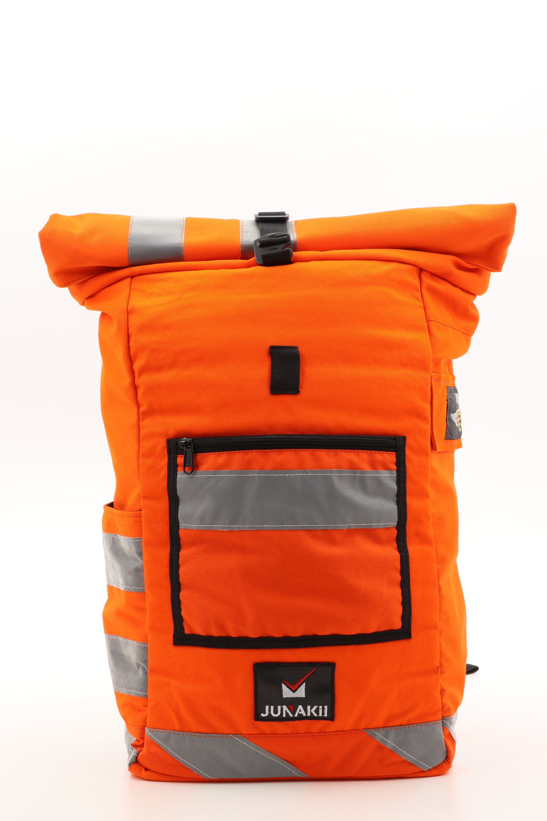 Rolltop Rucksack orange aus upgecycelter Feuerwehrkleidung 63x27x17cm