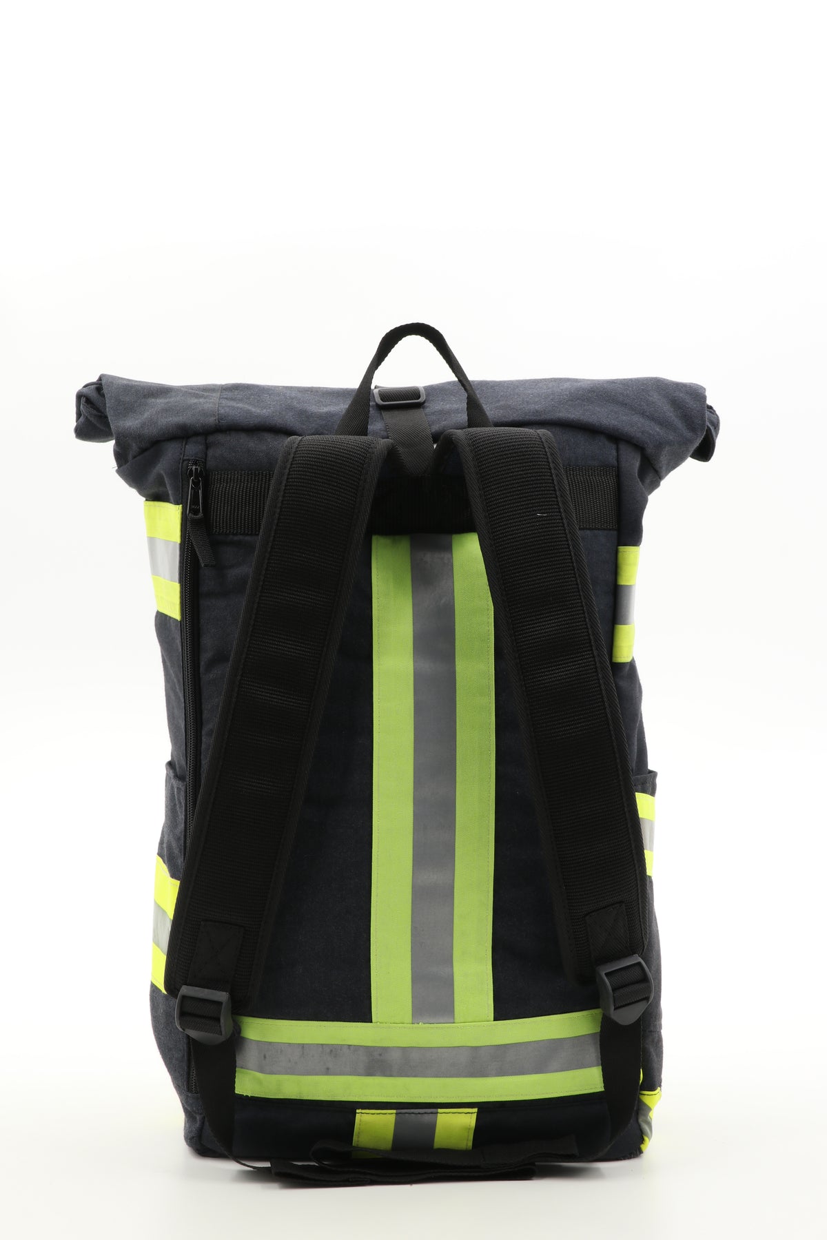 Rolltop Rucksack schwarz gelb aus upgecycelter Feuerwehrkleidung 63x27x17cm