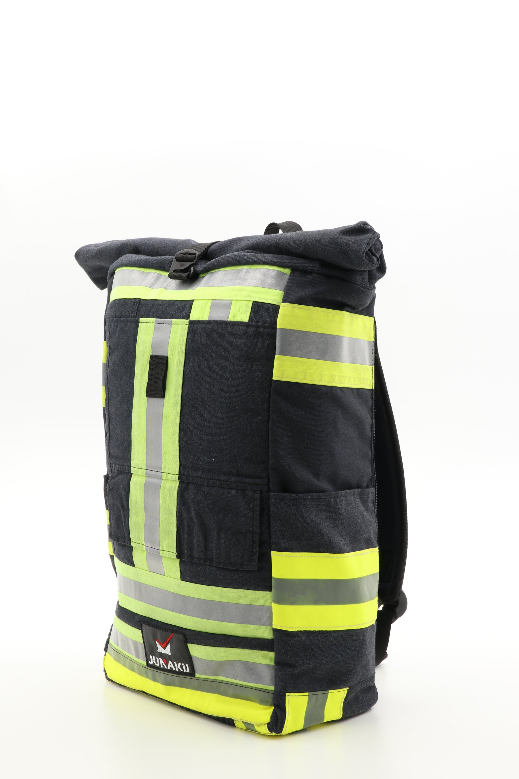 Rolltop Rucksack schwarz gelb aus upgecycelter Feuerwehrkleidung 63x27x17cm