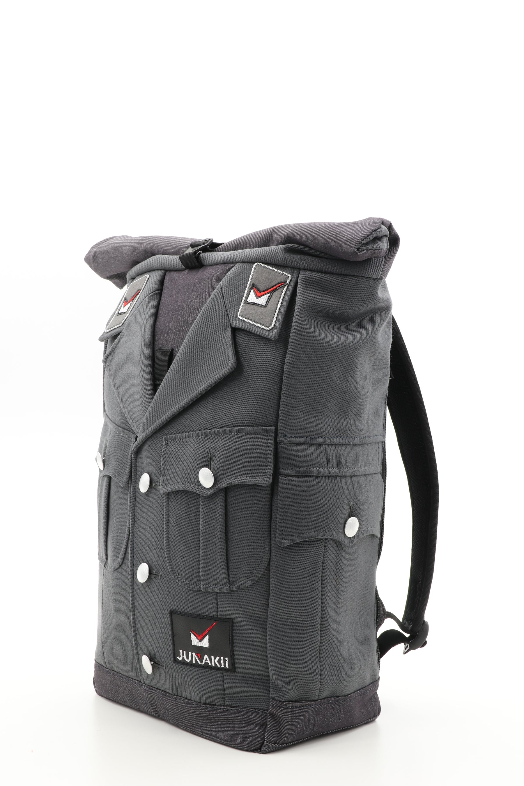 Rolltop Rucksack grau aus upgecyceltem Rettungsdienstausgehanzug 63x27x17cm