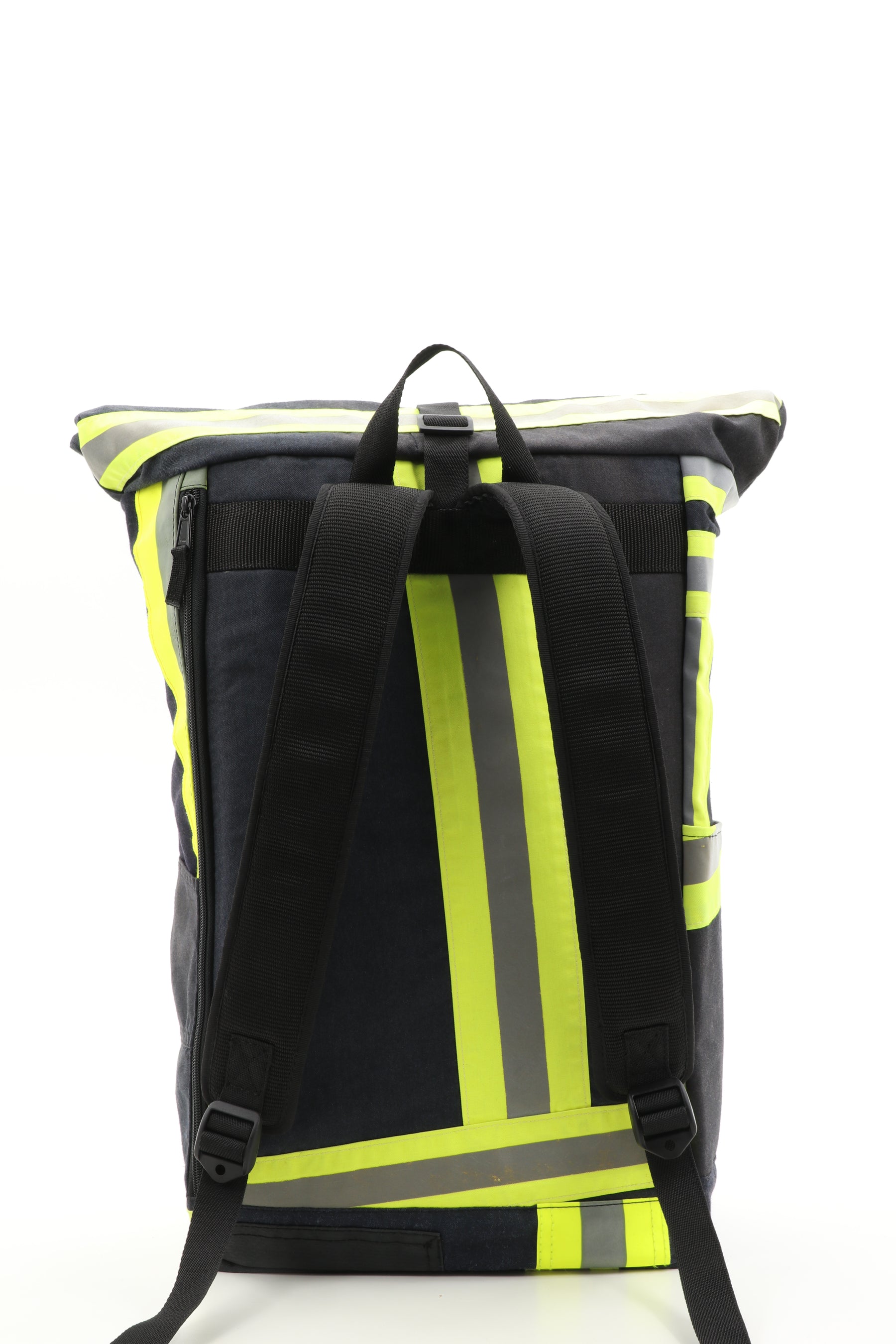 Rolltop Rucksack schwarz gelb aus upgecycelter Feuerwehrkleidung 63x27x17cm