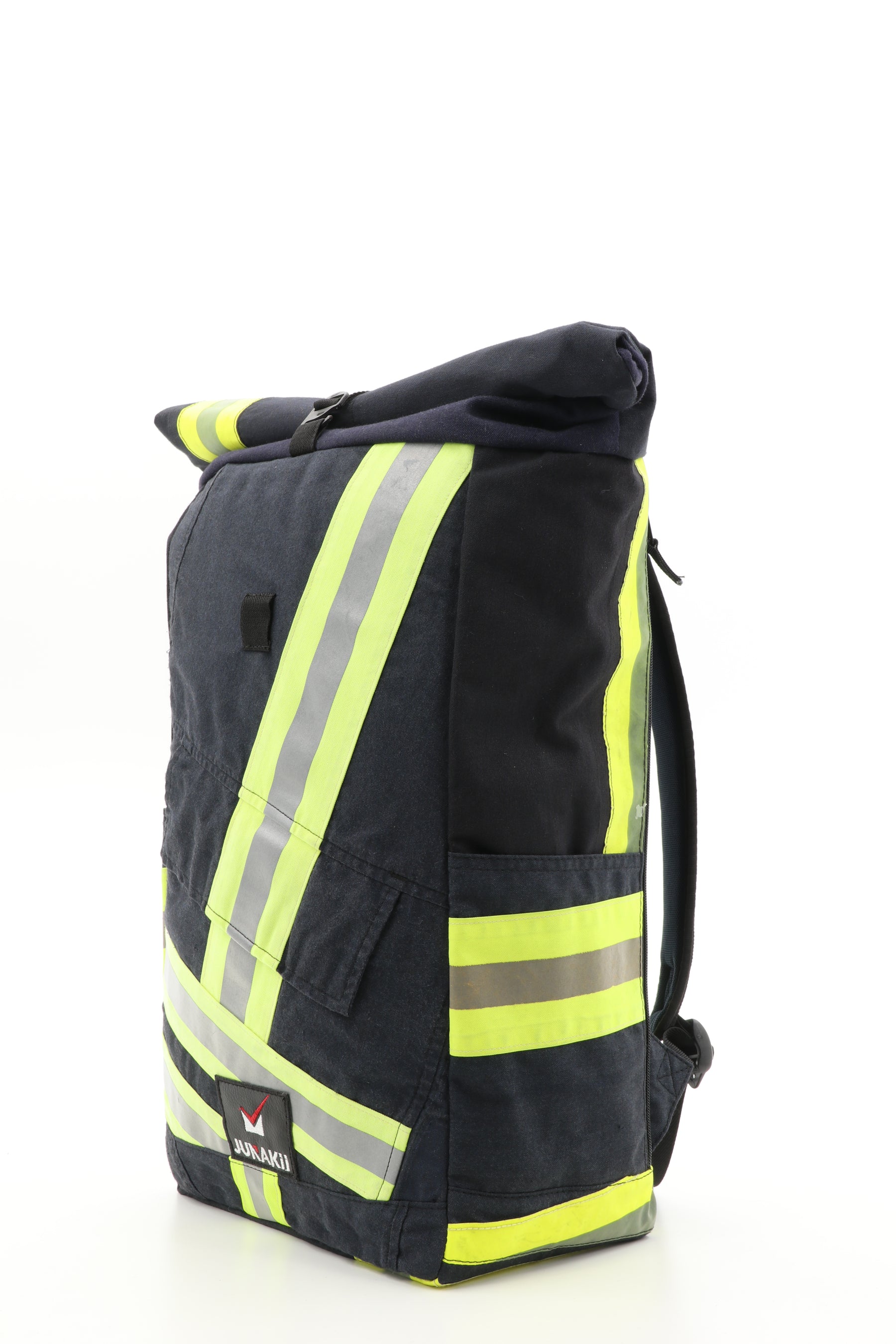Rolltop Rucksack schwarz gelb aus upgecycelter Feuerwehrkleidung 63x27x17cm