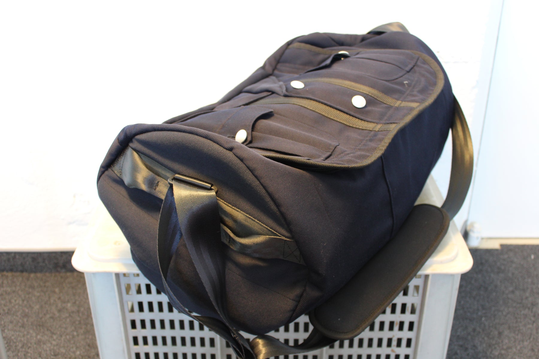 Duffel Bag blau aus upgecyceltem Feuerwehrausgehanzug 52x20x31cm