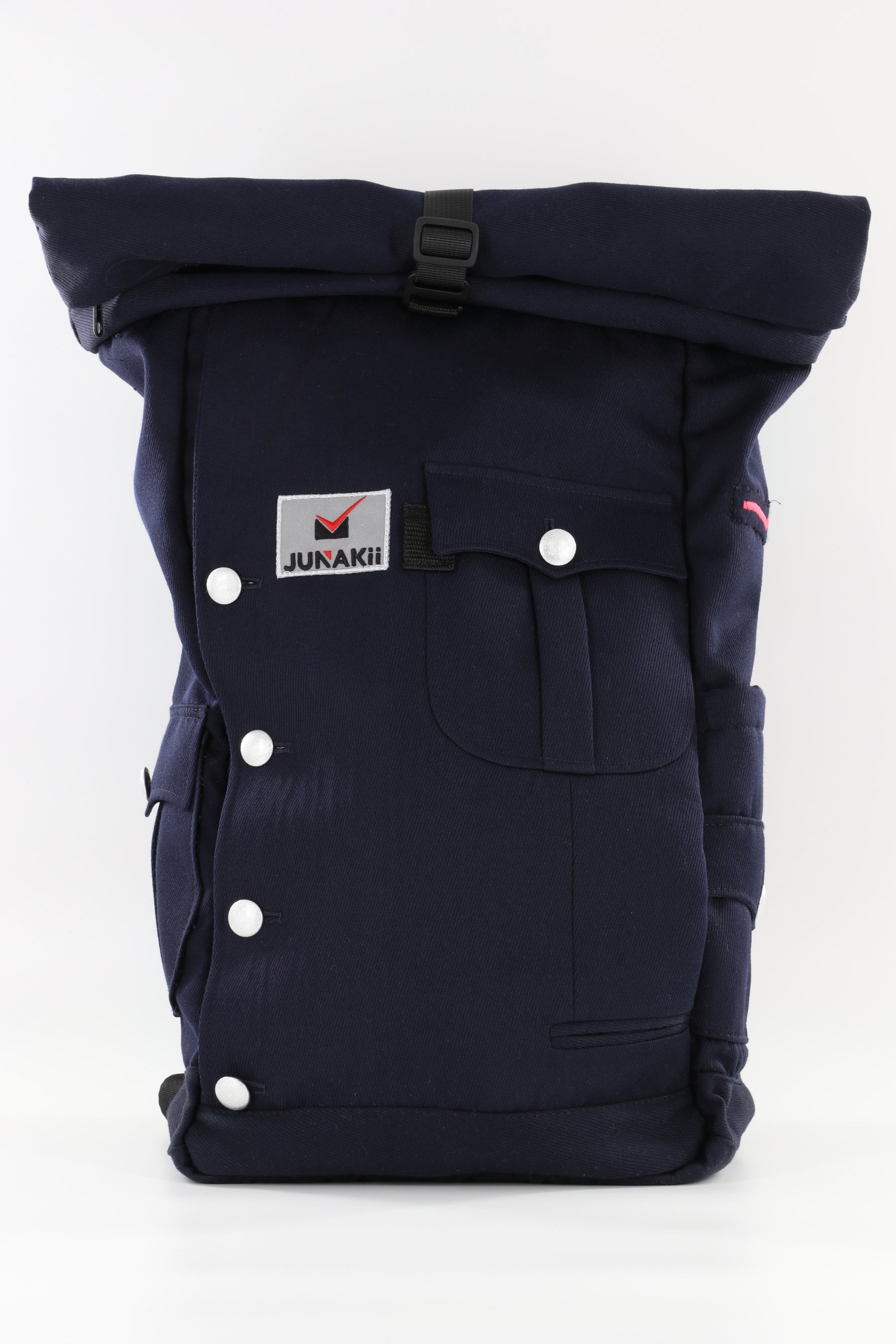 Rolltop Rucksack blau aus upgecyceltem Feuerwehrausgehanzug 63x27x17cm