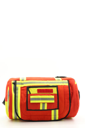 Duffel Bag rot aus upgecycelter Feuerwehrkleidung 52x20x31cm