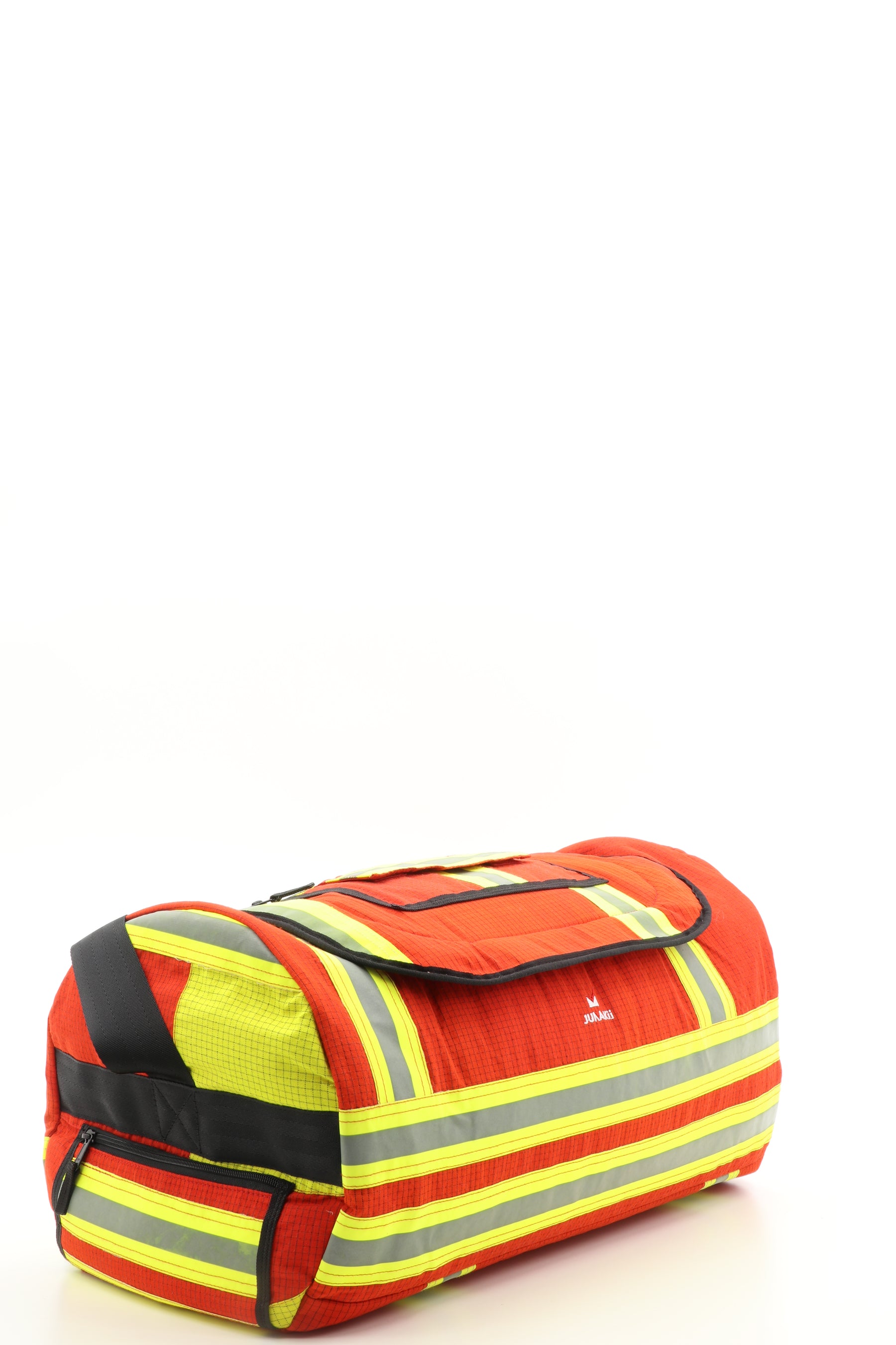Duffel Bag rot aus upgecycelter Feuerwehrkleidung 52x20x31cm