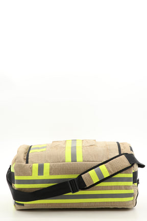 Duffel Bag beige aus upgecycelter Feuerwehrkleidung 52x20x31cm