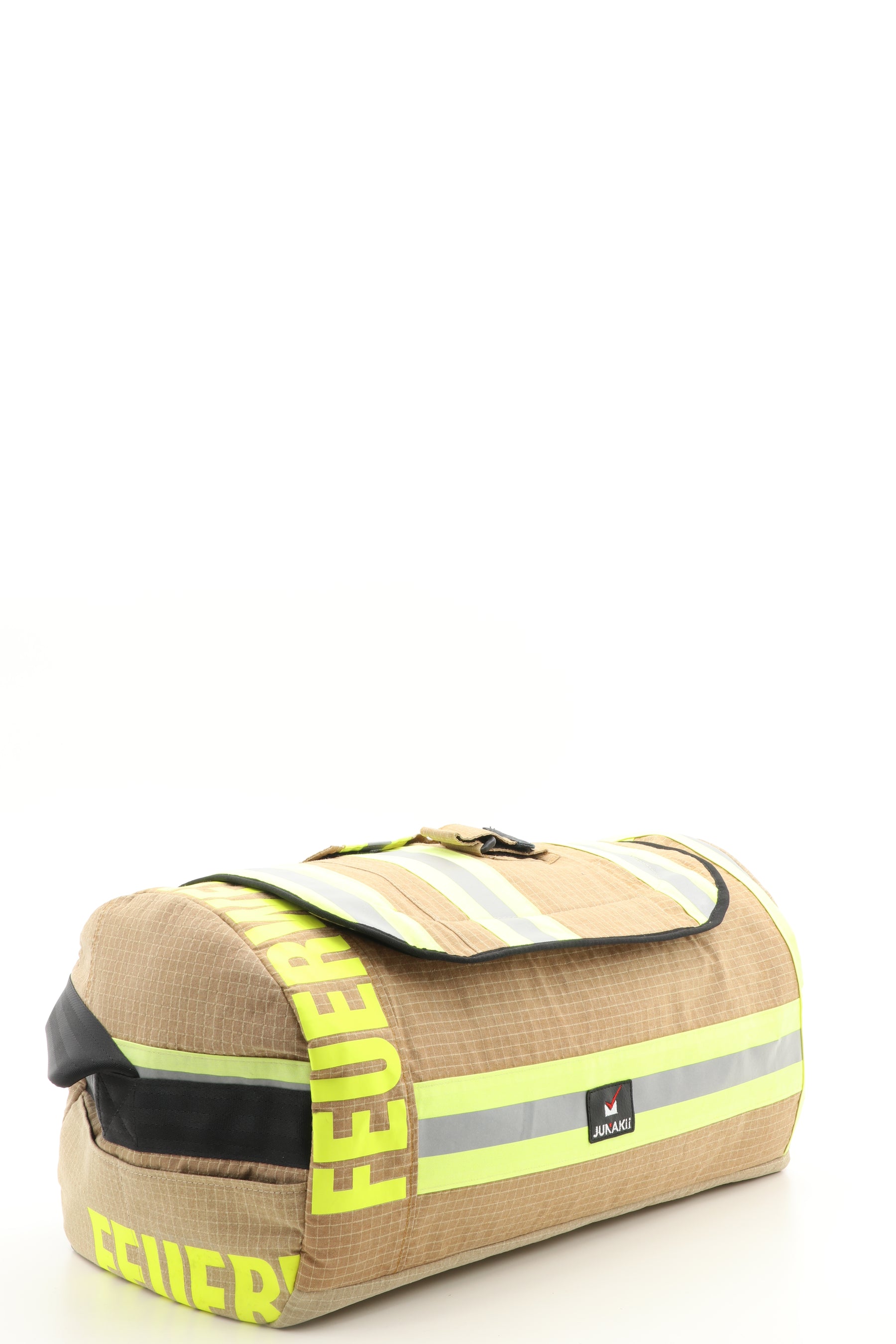 Duffel Bag beige aus upgecycelter Feuerwehrkleidung 52x20x31cm