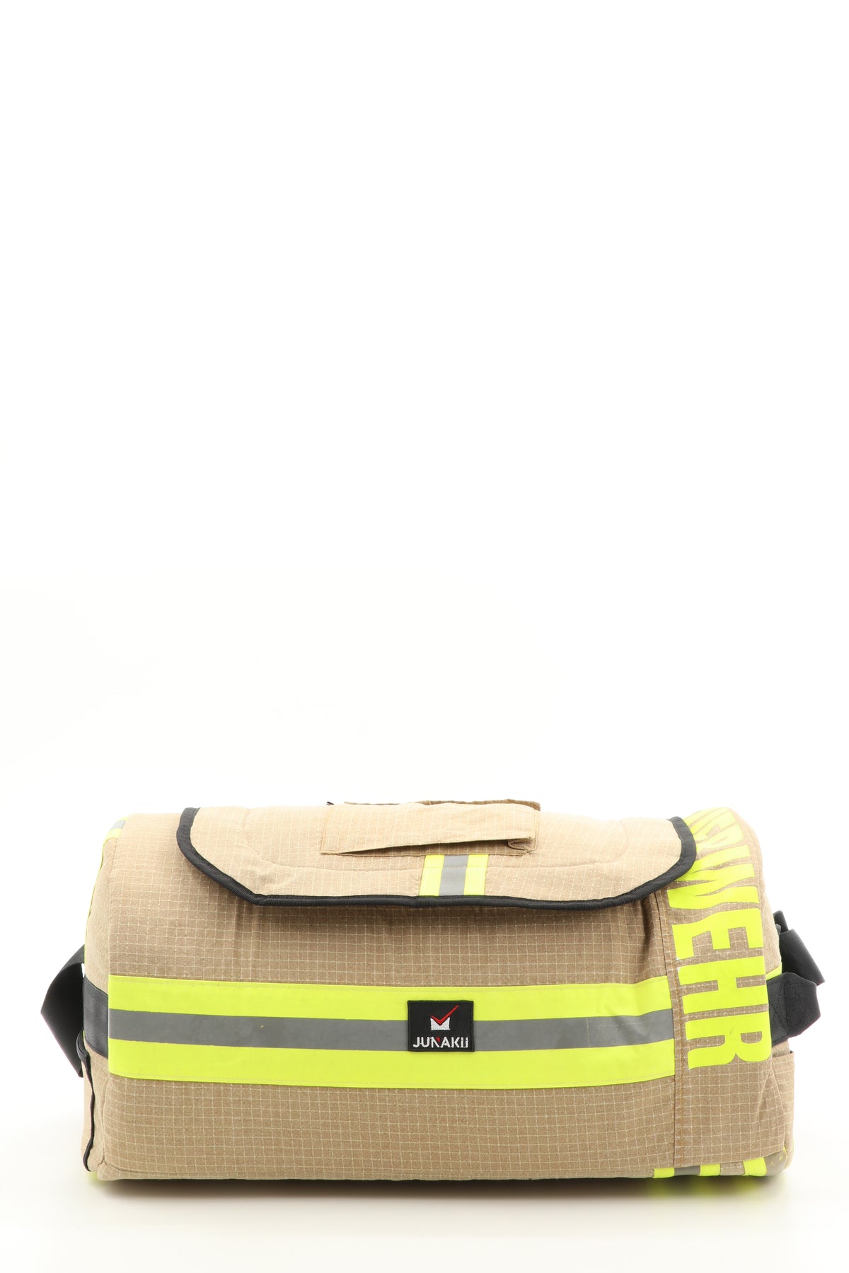 Duffel Bag beige aus upgecycelter Feuerwehrkleidung 52x20x31cm