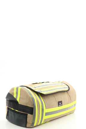 Duffel Bag beige aus upgecycelter Feuerwehrkleidung 52x20x31cm