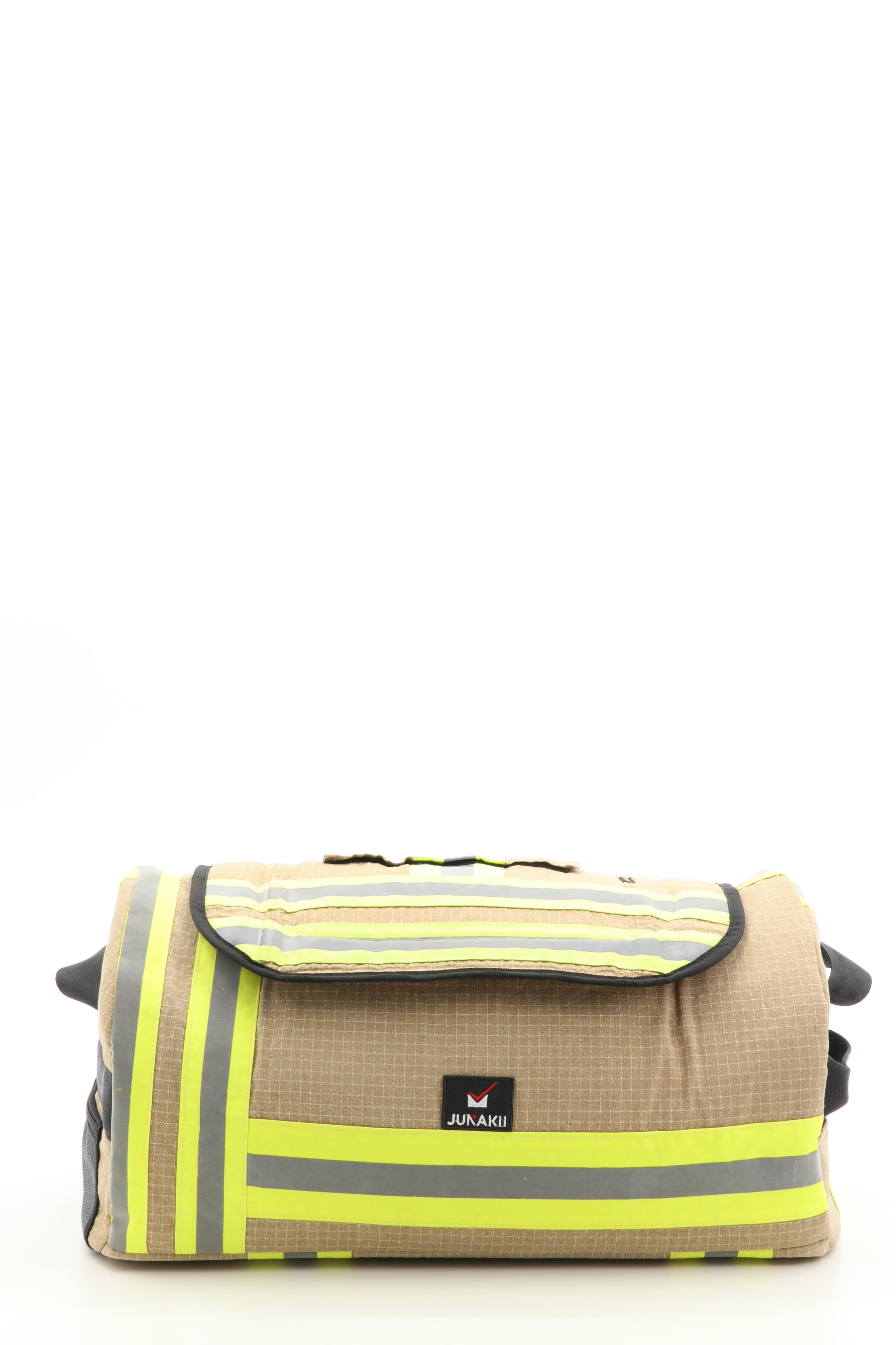 Duffel Bag beige aus upgecycelter Feuerwehrkleidung 52x20x31cm