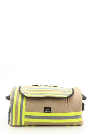 Duffel Bag beige aus upgecycelter Feuerwehrkleidung 52x20x31cm