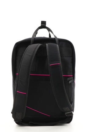 Laptop Rucksack schwarz aus upgecyceltem Feuerwehrausgehanzug 38x27x13cm