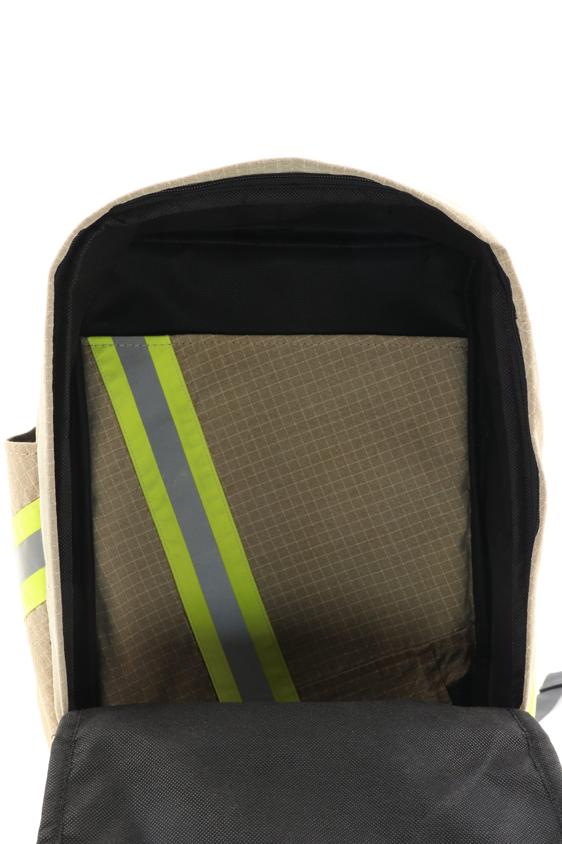 Laptop Rucksack beige aus upgecycelter Feuerwehrkleidung 38x27x13cm