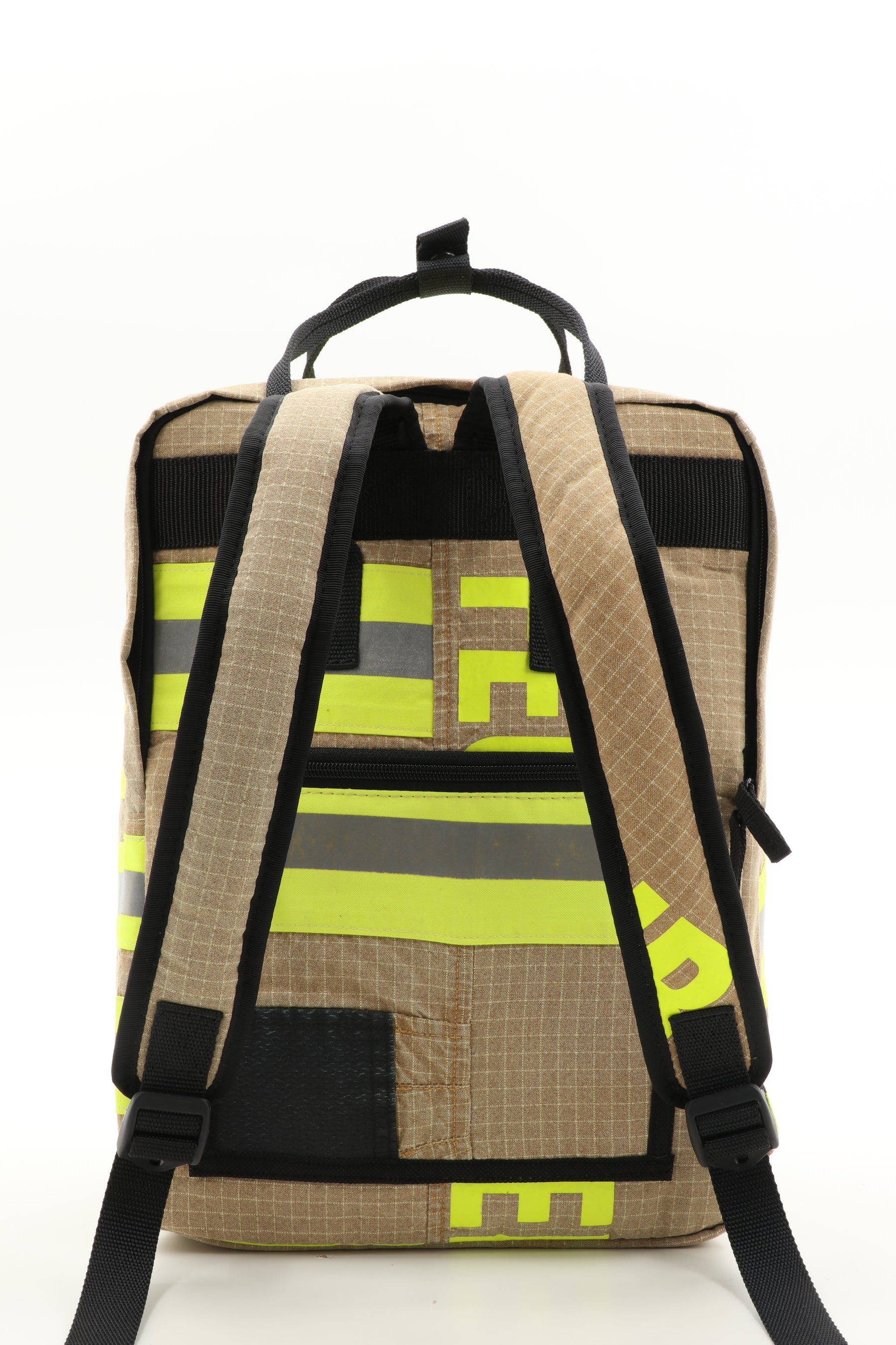 Laptop Rucksack beige aus upgecycelter Feuerwehrkleidung 38x27x13cm