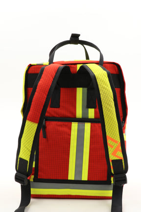 Laptop Rucksack rot gelb aus upgecycelter Feuerwehrkleidung 38x27x13cm