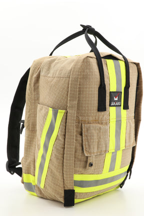 Laptop Rucksack beige aus upgecycelter Feuerwehrkleidung 38x27x13cm