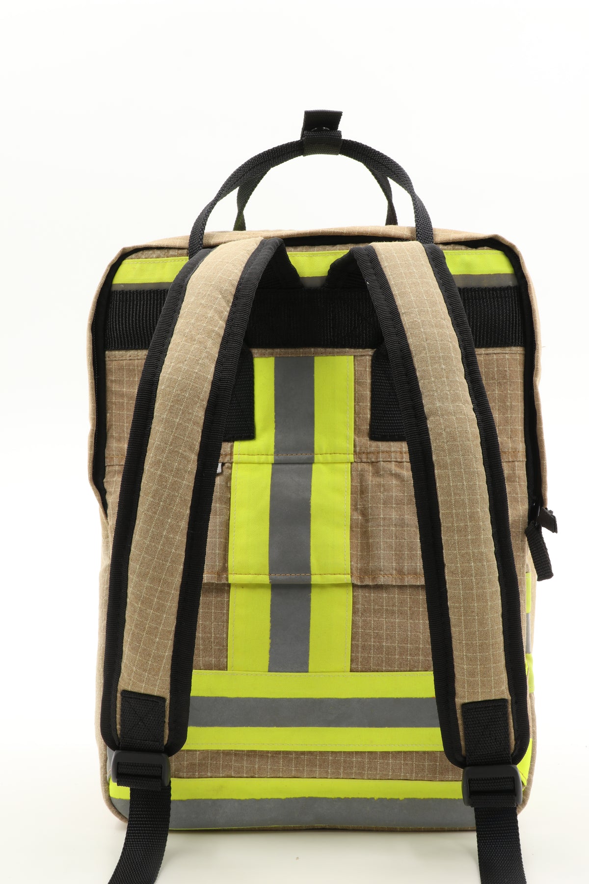 Laptop Rucksack beige aus upgecycelter Feuerwehrkleidung 38x27x13cm