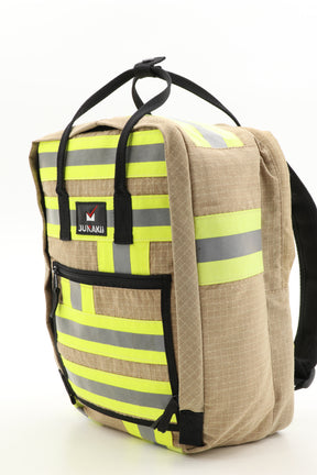 Laptop Rucksack beige aus upgecycelter Feuerwehrkleidung 38x27x13cm
