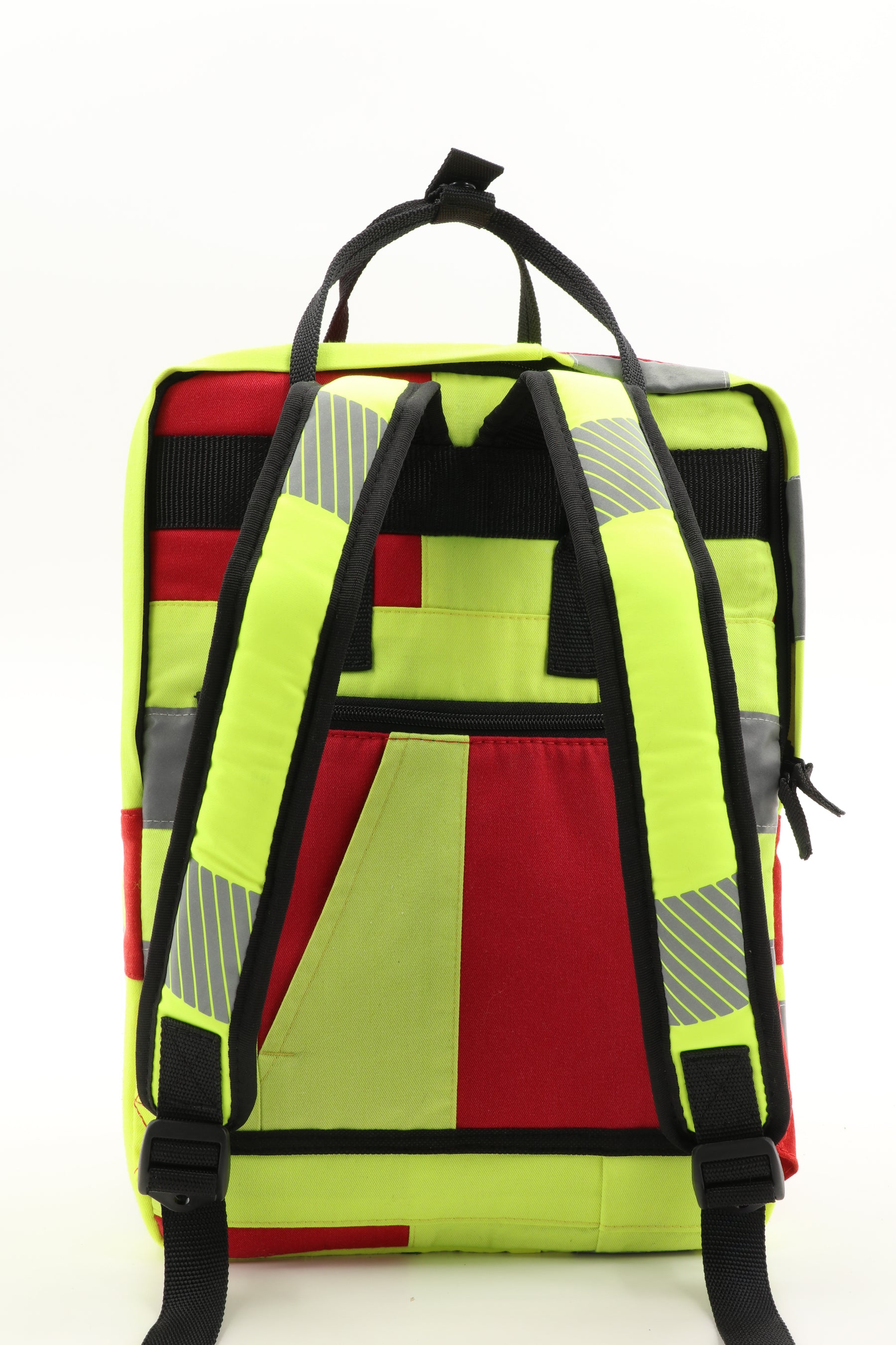 Laptop Rucksack gelb aus upgecycelter Rettungsdienstkleidung 38x27x13cm