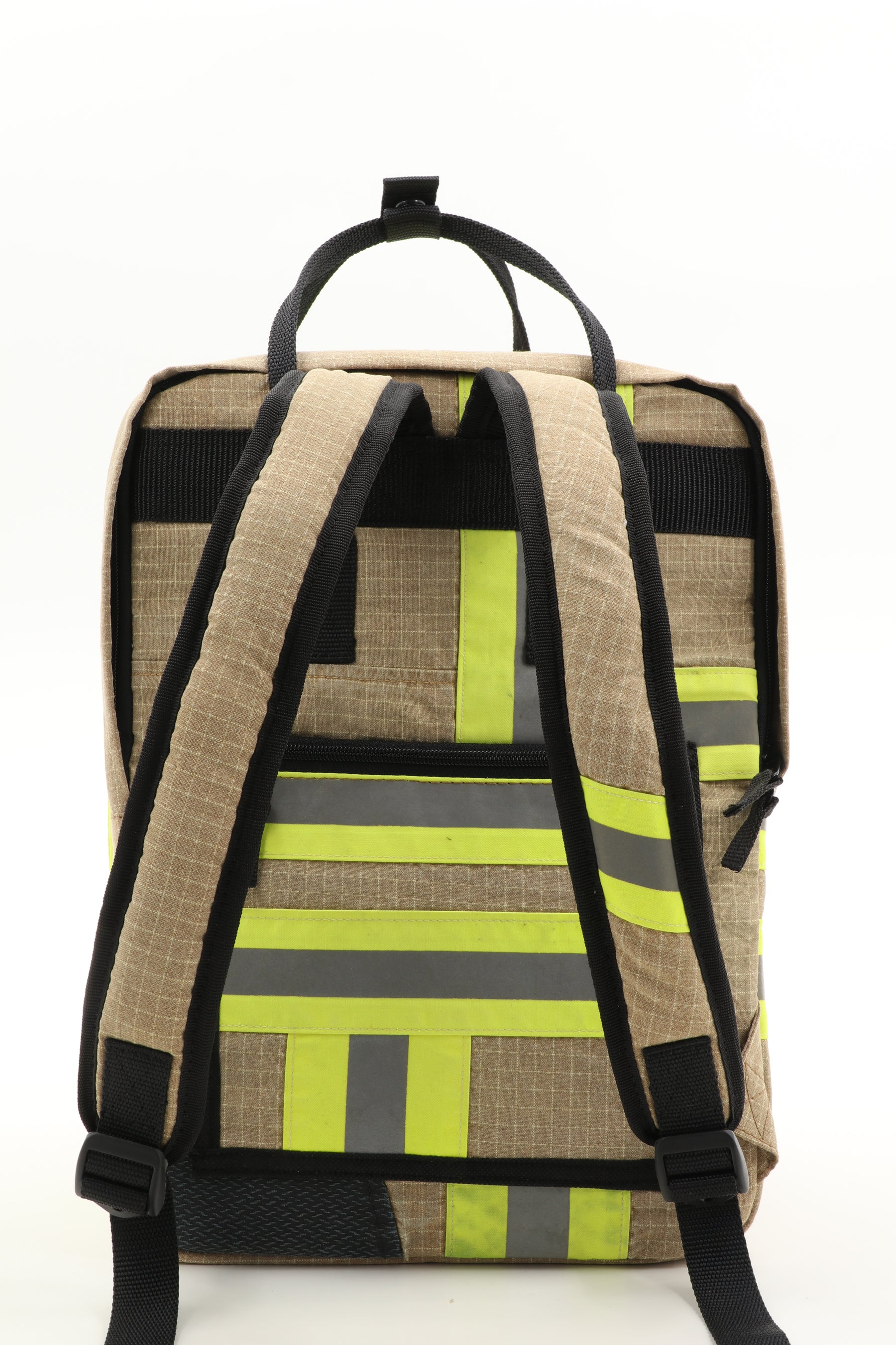 Laptop Rucksack beige aus upgecycelter Feuerwehrkleidung 38x27x13cm