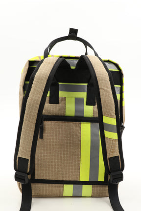 Laptop Rucksack beige aus upgecycelter Feuerwehrkleidung 38x27x13cm