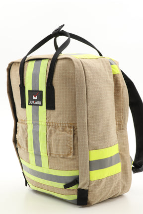 Laptop Rucksack beige aus upgecycelter Feuerwehrkleidung 38x27x13cm