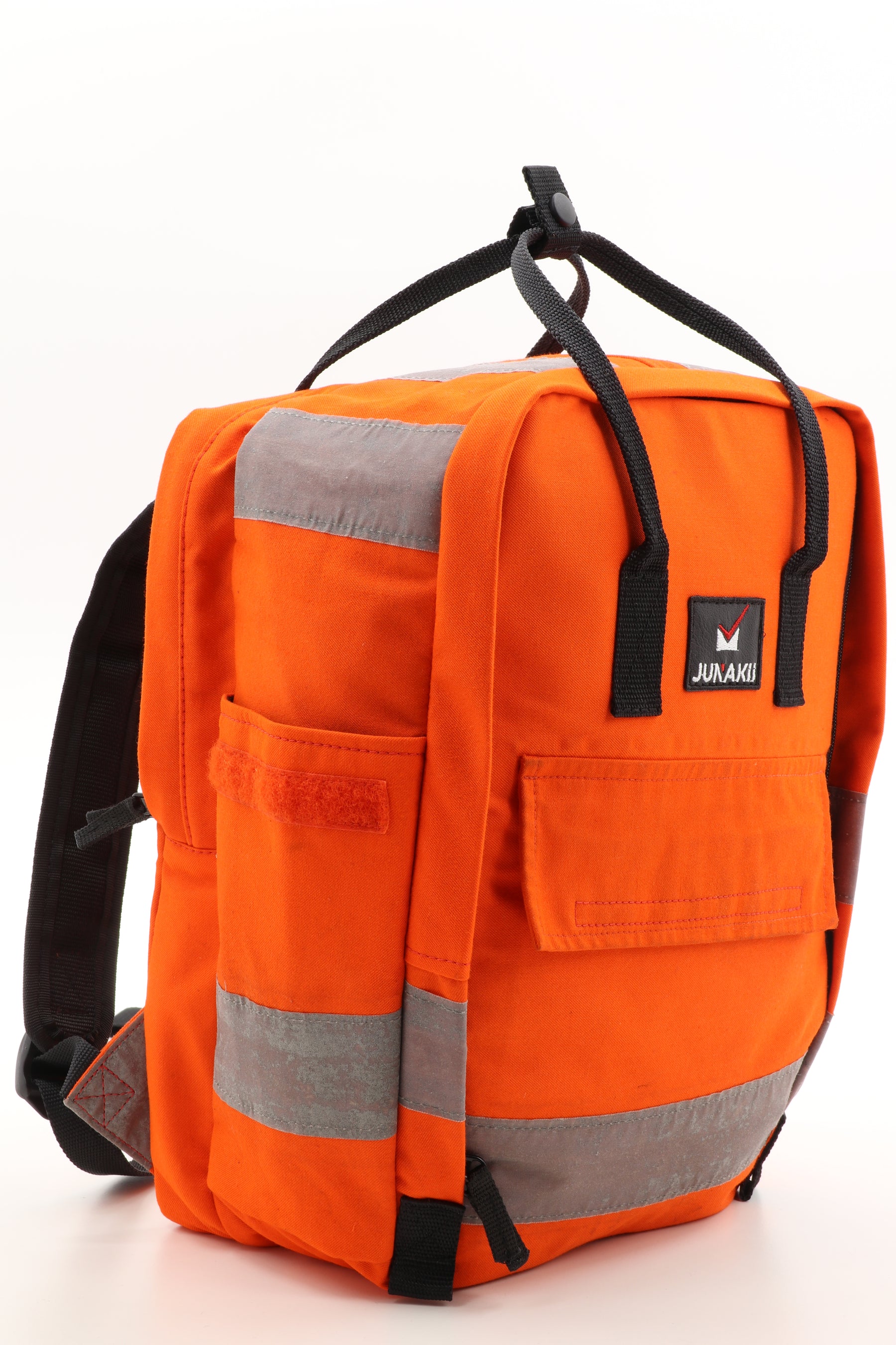 Laptop Rucksack orange aus upgecycelter Feuerwehrkleidung 38x27x13cm