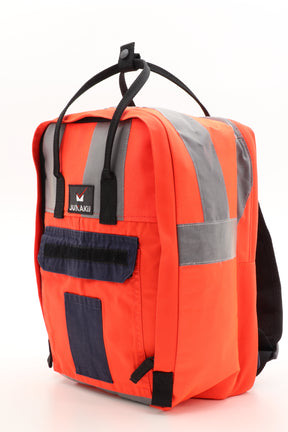 Laptop Rucksack pink aus upgecycelter Rettungsdienstkleidung 38x27x13cm