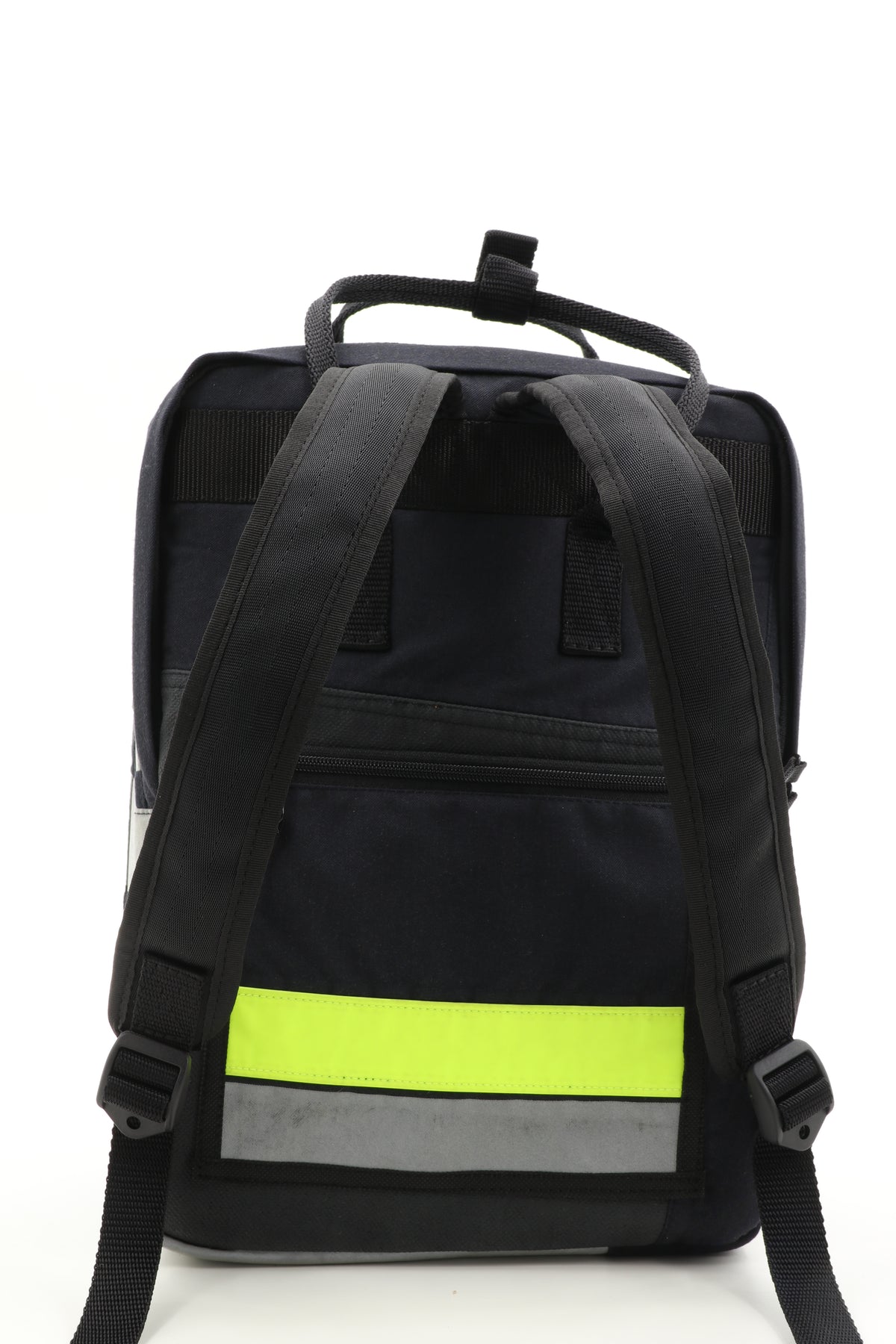 Laptop Rucksack schwarz gelb aus upgecycelter Feuerwehrkleidung 38x27x13cm